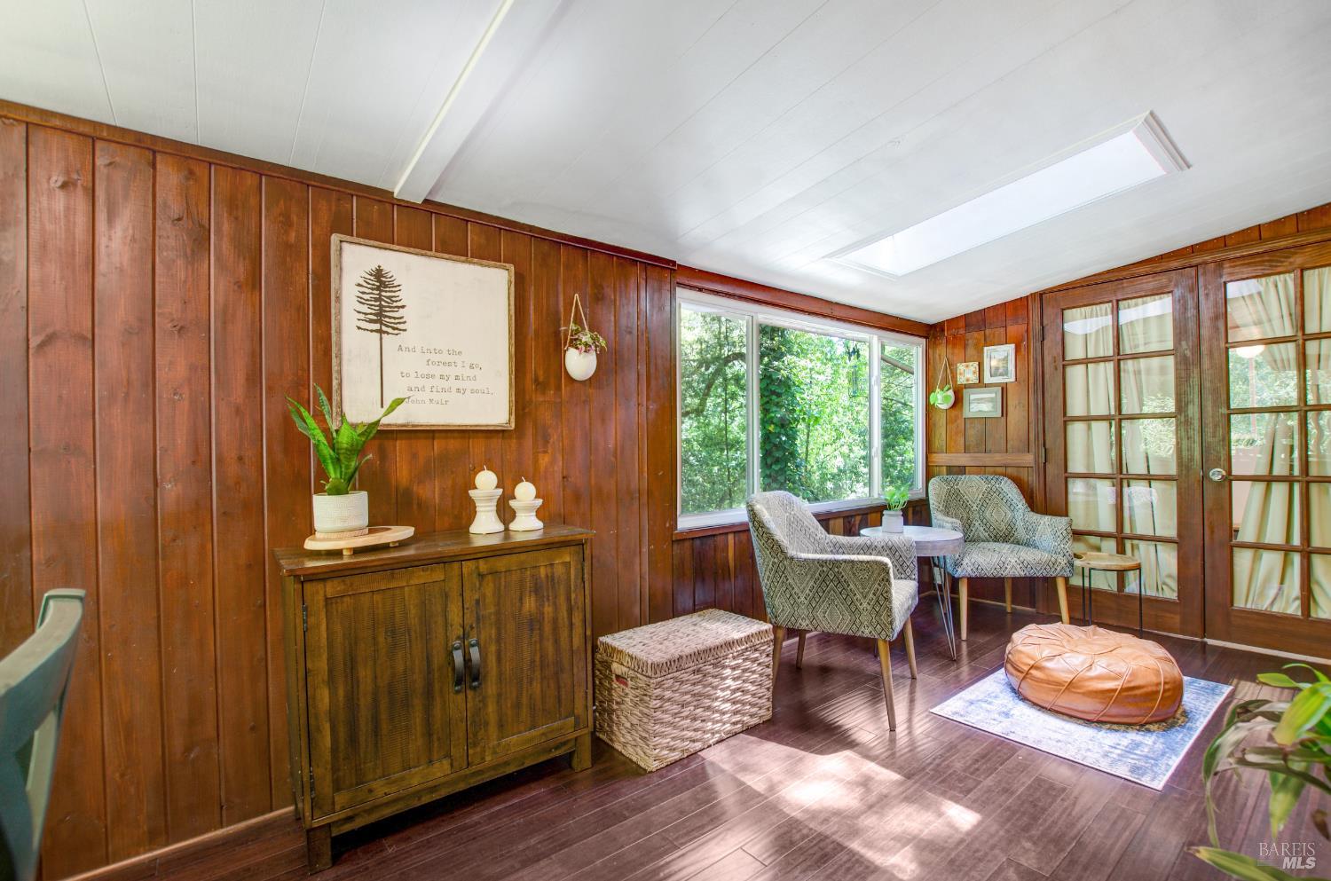 Detail Gallery Image 15 of 39 For 10236 Old River Rd, Forestville,  CA 95436 - 2 Beds | 2 Baths