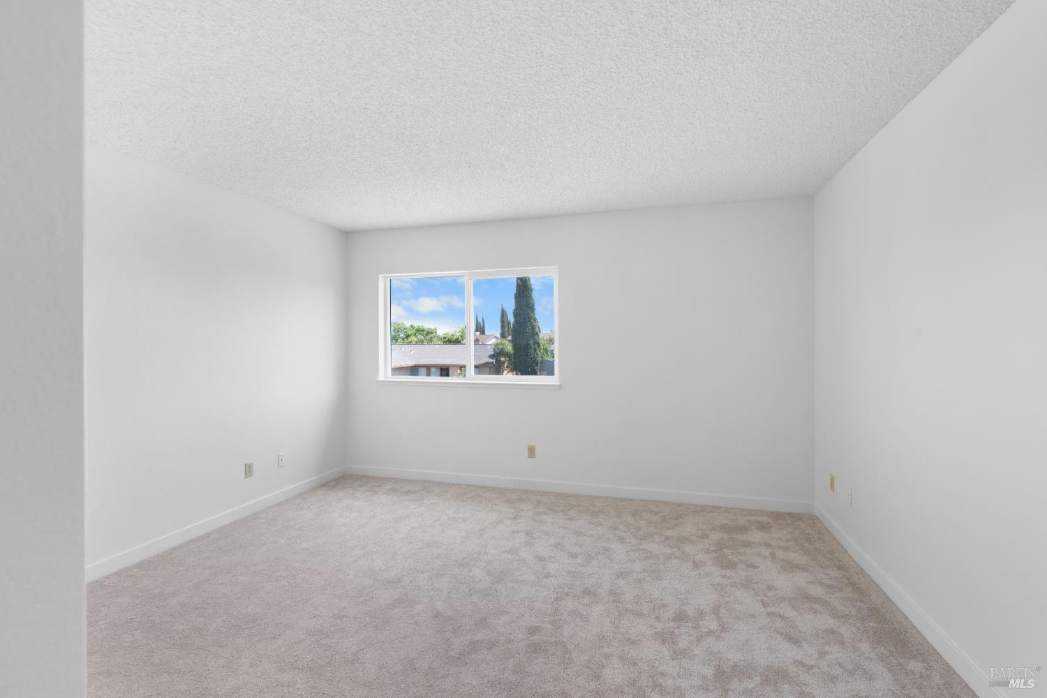 Detail Gallery Image 25 of 37 For 1420 Plumas Dr, Suisun City,  CA 94585 - 4 Beds | 2/1 Baths