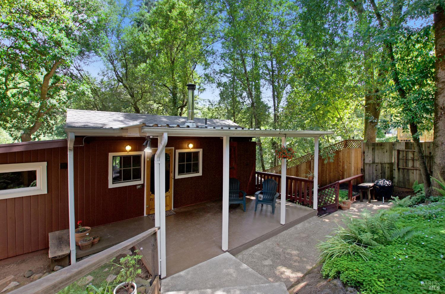 Detail Gallery Image 33 of 39 For 10236 Old River Rd, Forestville,  CA 95436 - 2 Beds | 2 Baths