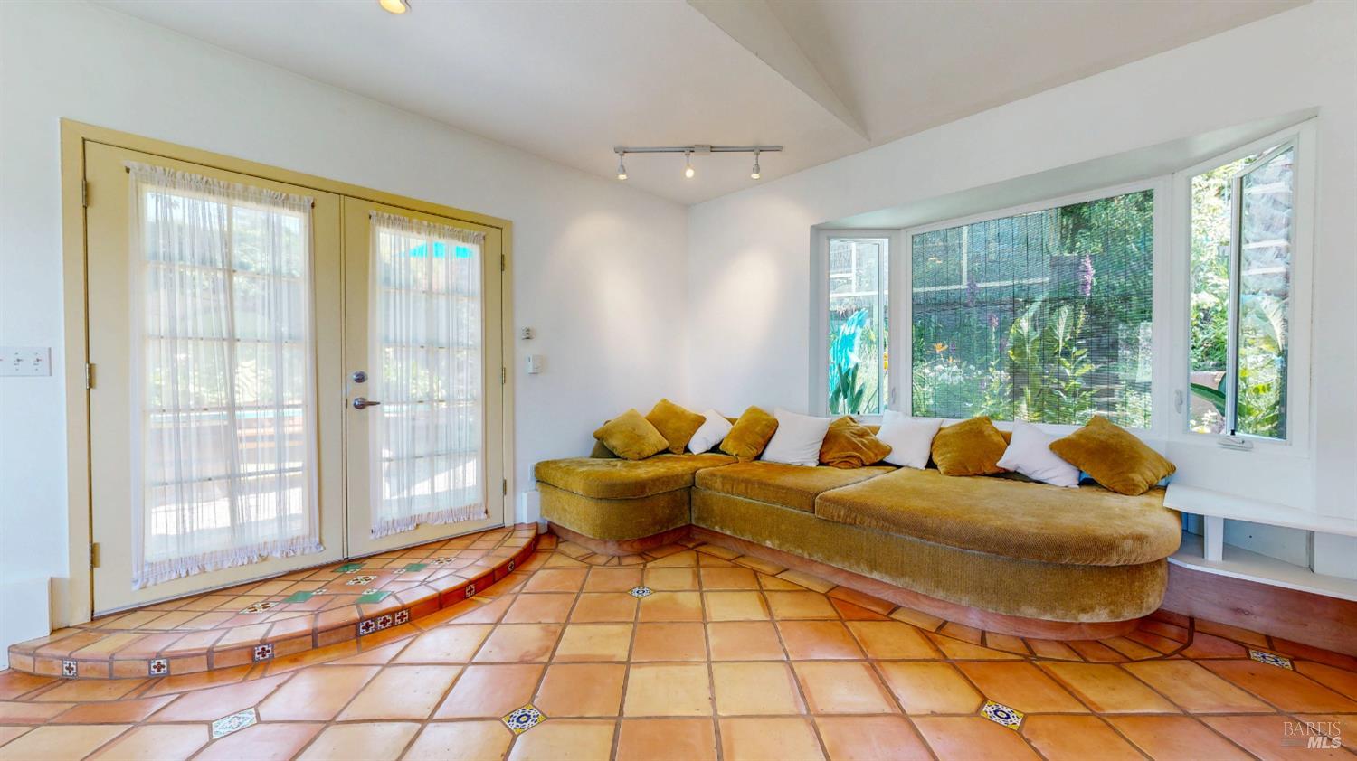 Detail Gallery Image 51 of 76 For 5430 Pepperwood Rd, Santa Rosa,  CA 95409 - 2 Beds | 1 Baths