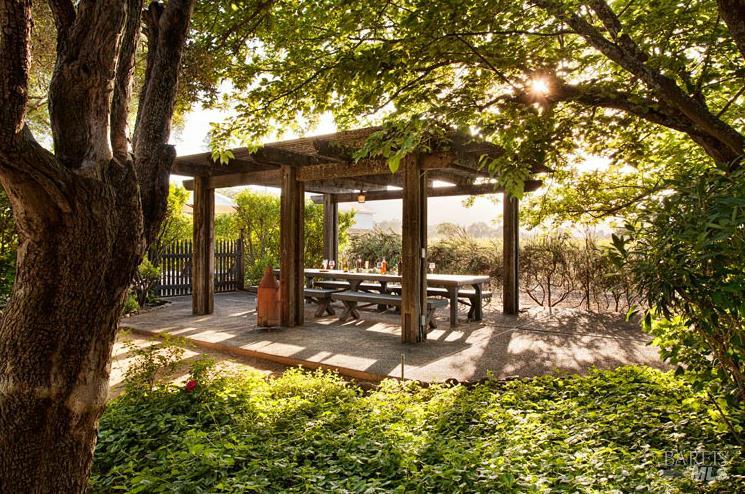 Detail Gallery Image 13 of 52 For 430 Pratt Ave, Saint Helena,  CA 94574 - 4 Beds | 4 Baths