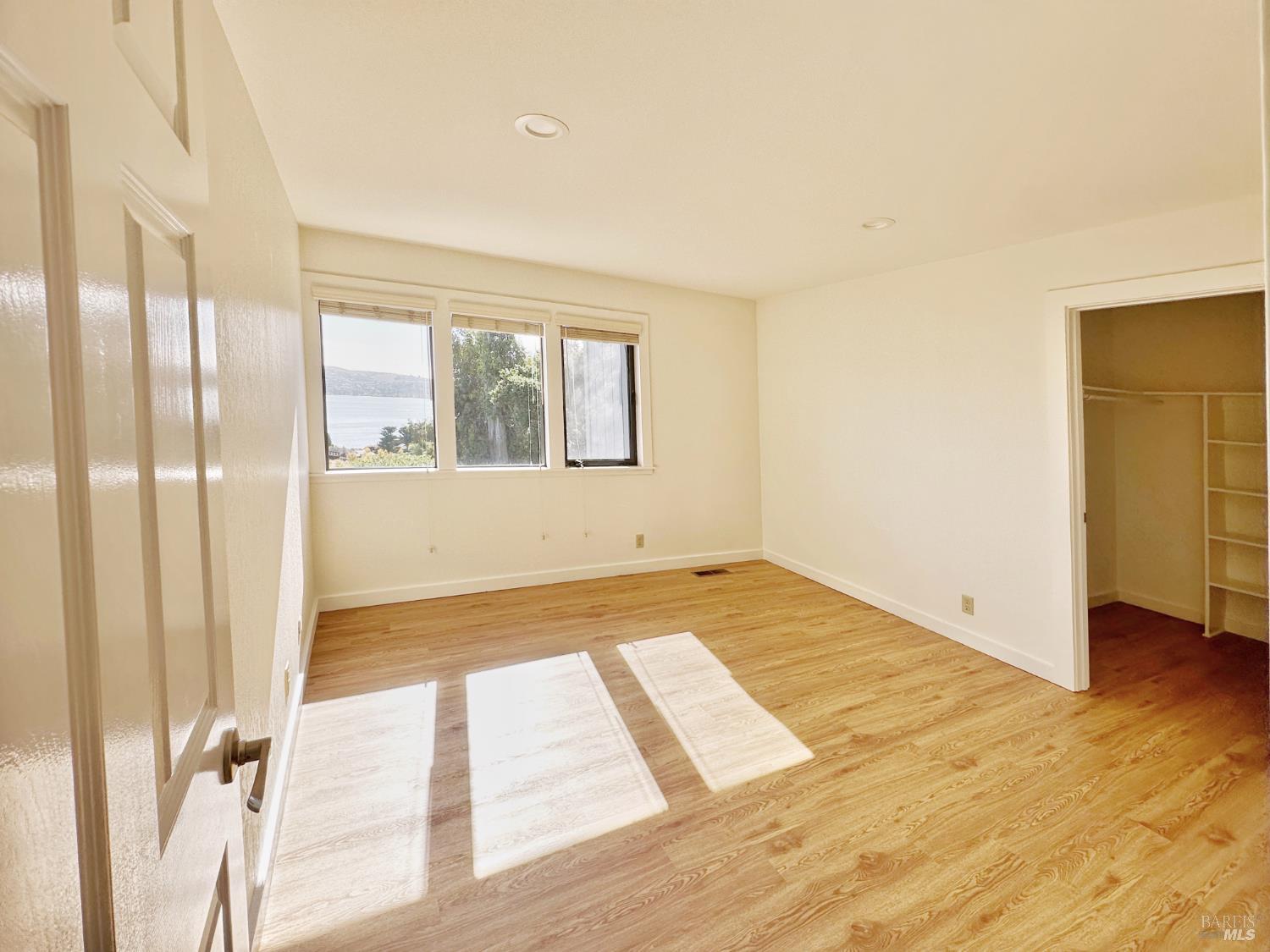 Detail Gallery Image 55 of 84 For 172 Great Circle Dr, Mill Valley,  CA 94941 - 4 Beds | 2/1 Baths