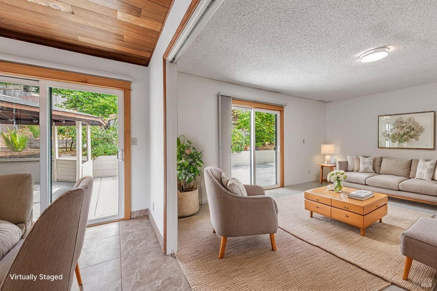 Detail Gallery Image 19 of 53 For 917 West St, Petaluma,  CA 94952 - 4 Beds | 2 Baths