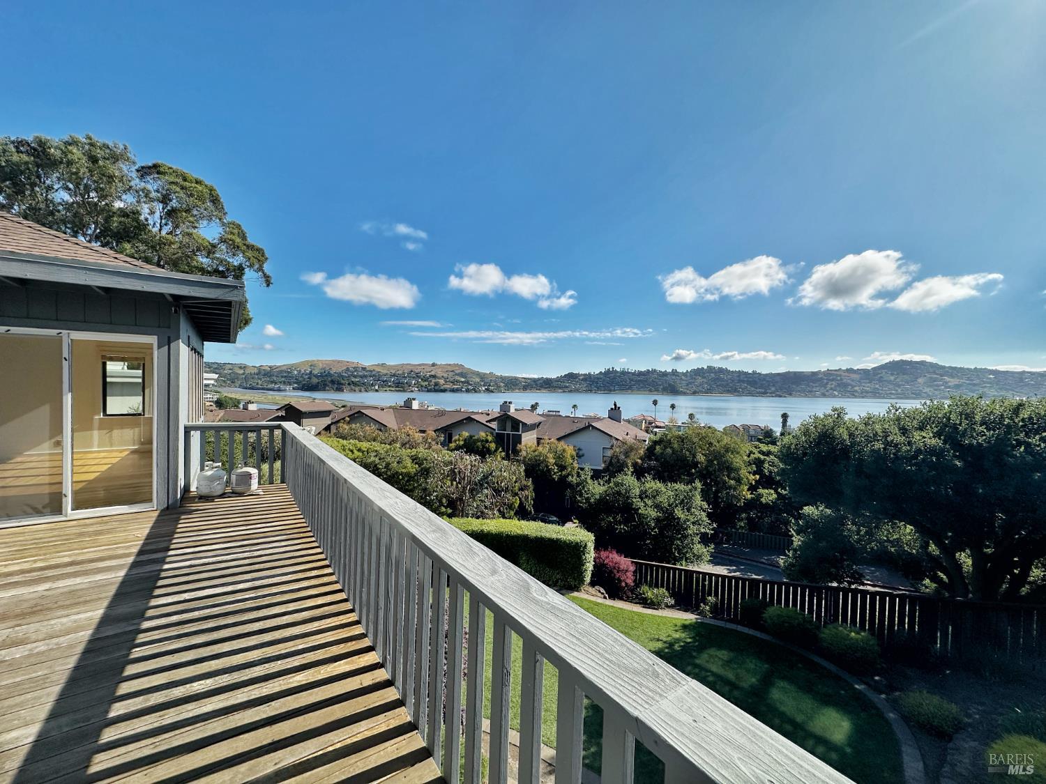 Detail Gallery Image 32 of 84 For 172 Great Circle Dr, Mill Valley,  CA 94941 - 4 Beds | 2/1 Baths