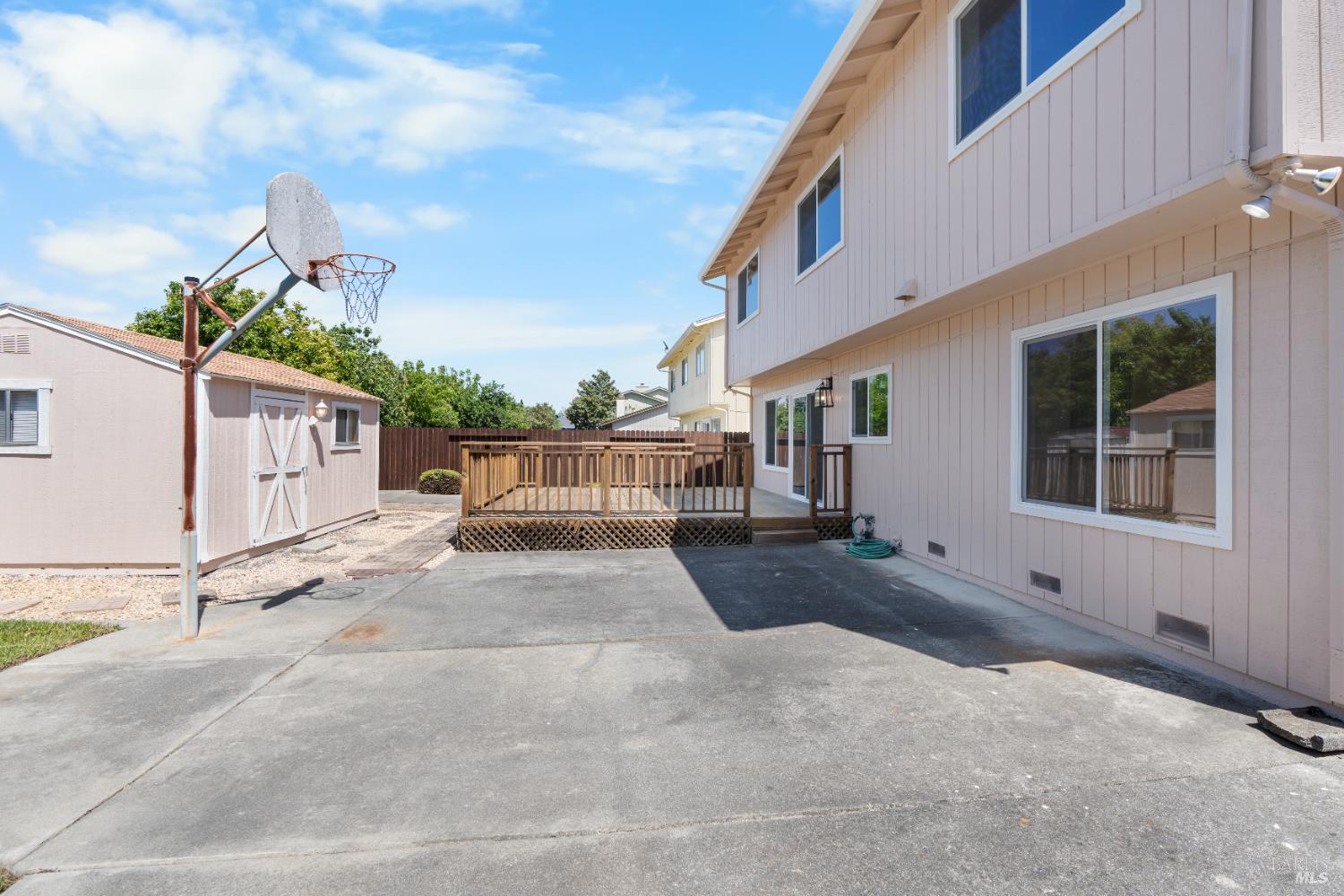 Detail Gallery Image 34 of 37 For 1420 Plumas Dr, Suisun City,  CA 94585 - 4 Beds | 2/1 Baths