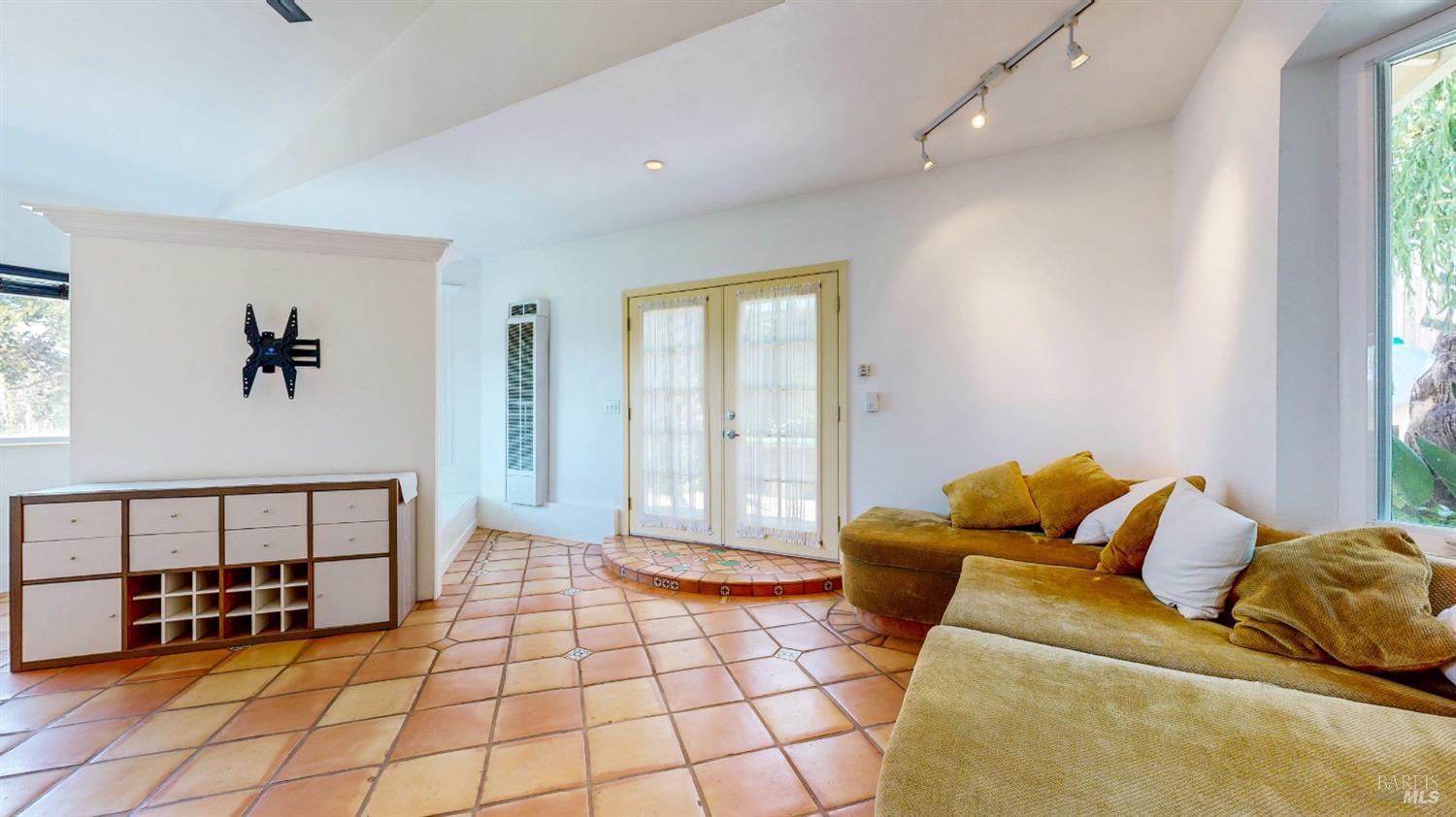 Detail Gallery Image 52 of 76 For 5430 Pepperwood Rd, Santa Rosa,  CA 95409 - 2 Beds | 1 Baths