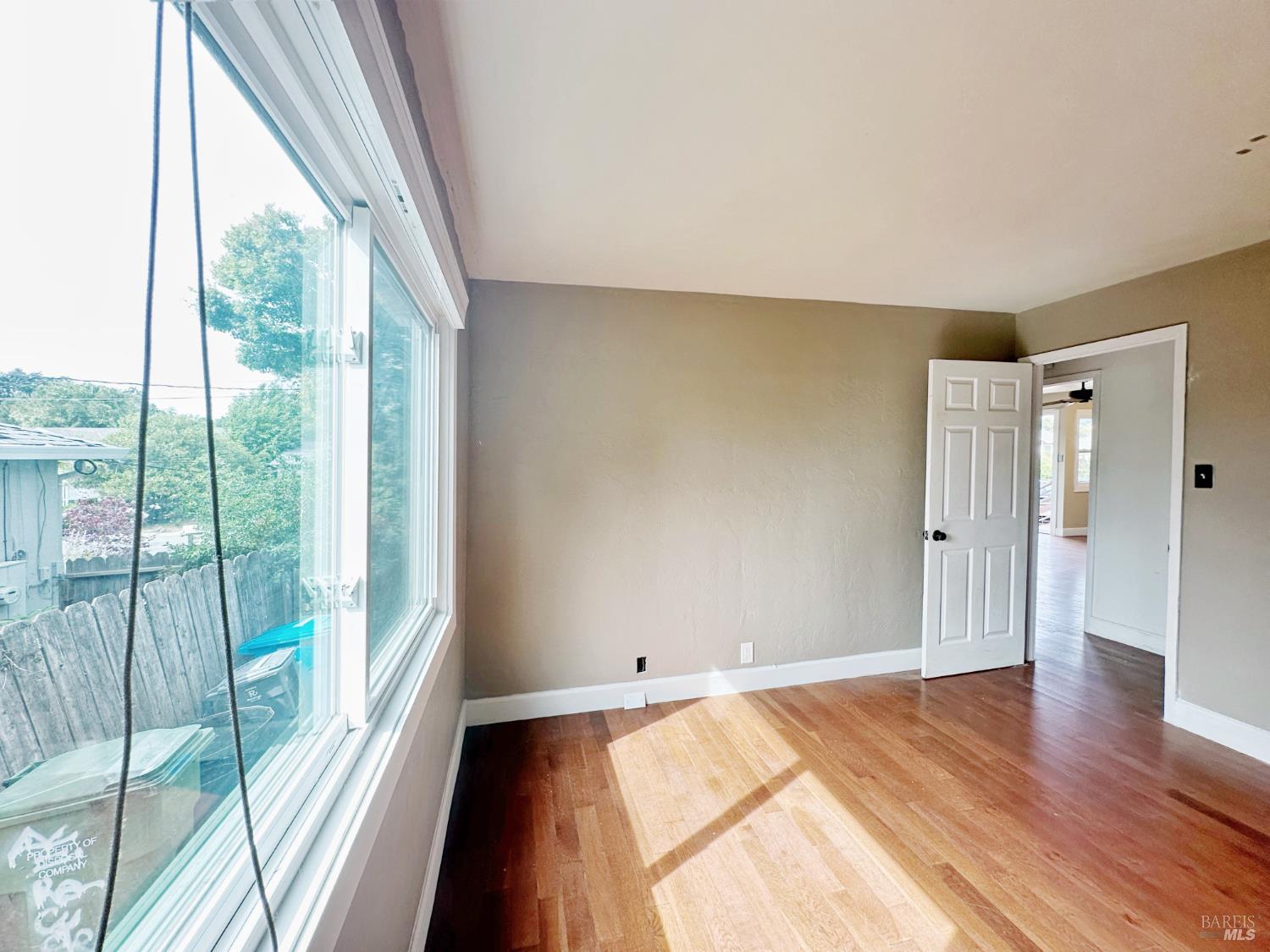 Detail Gallery Image 29 of 44 For 10 Joan Ave, Novato,  CA 94947 - 3 Beds | 1 Baths