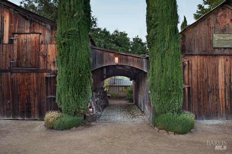 Detail Gallery Image 33 of 52 For 430 Pratt Ave, Saint Helena,  CA 94574 - 4 Beds | 4 Baths