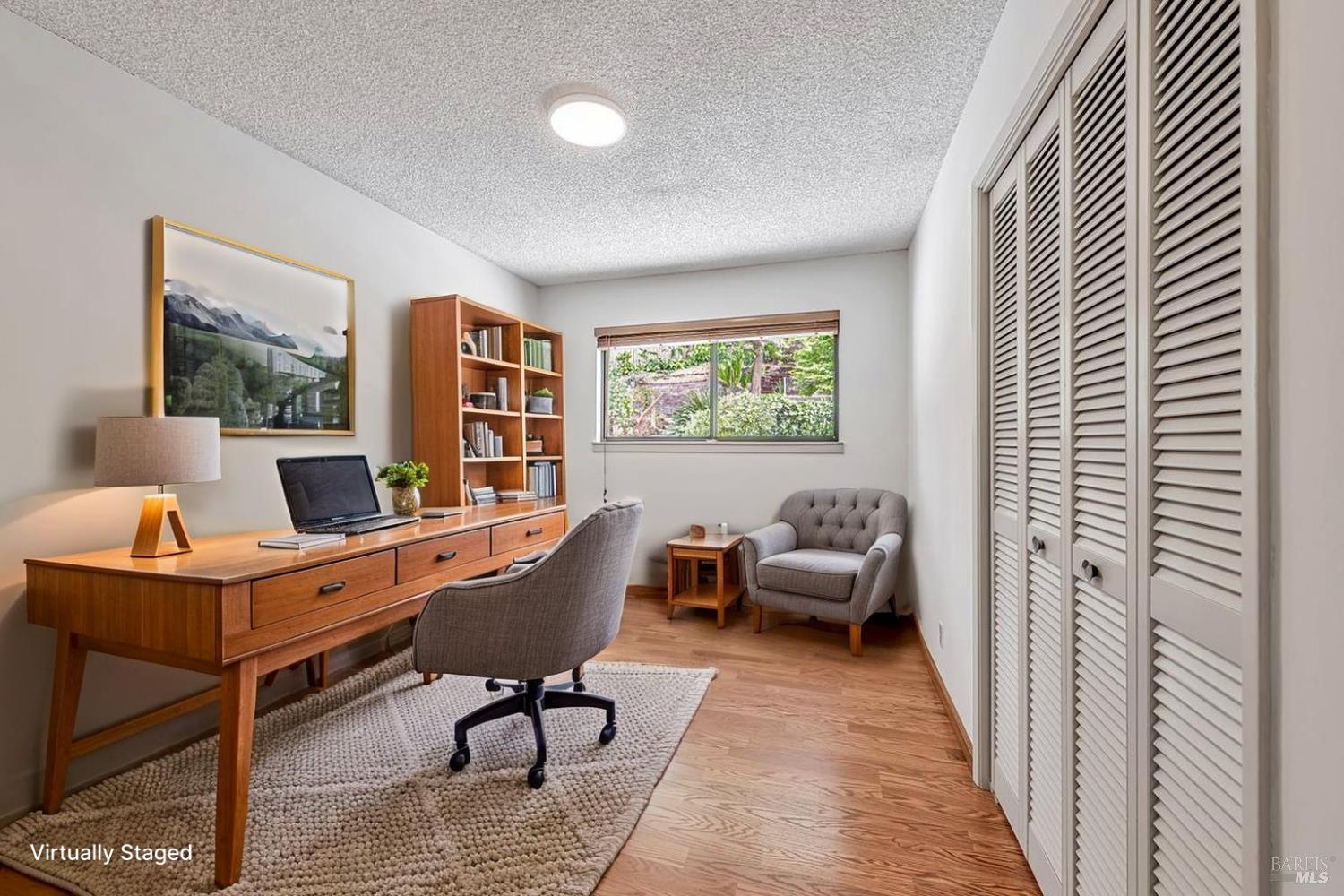Detail Gallery Image 32 of 53 For 917 West St, Petaluma,  CA 94952 - 4 Beds | 2 Baths