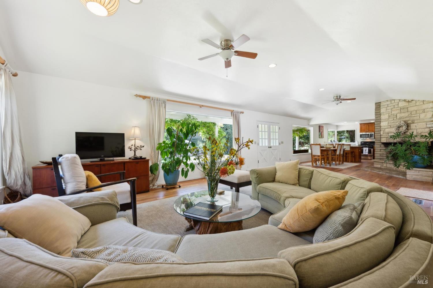 Detail Gallery Image 43 of 72 For 4100 Petrified Forest Rd, Calistoga,  CA 94515 - – Beds | – Baths