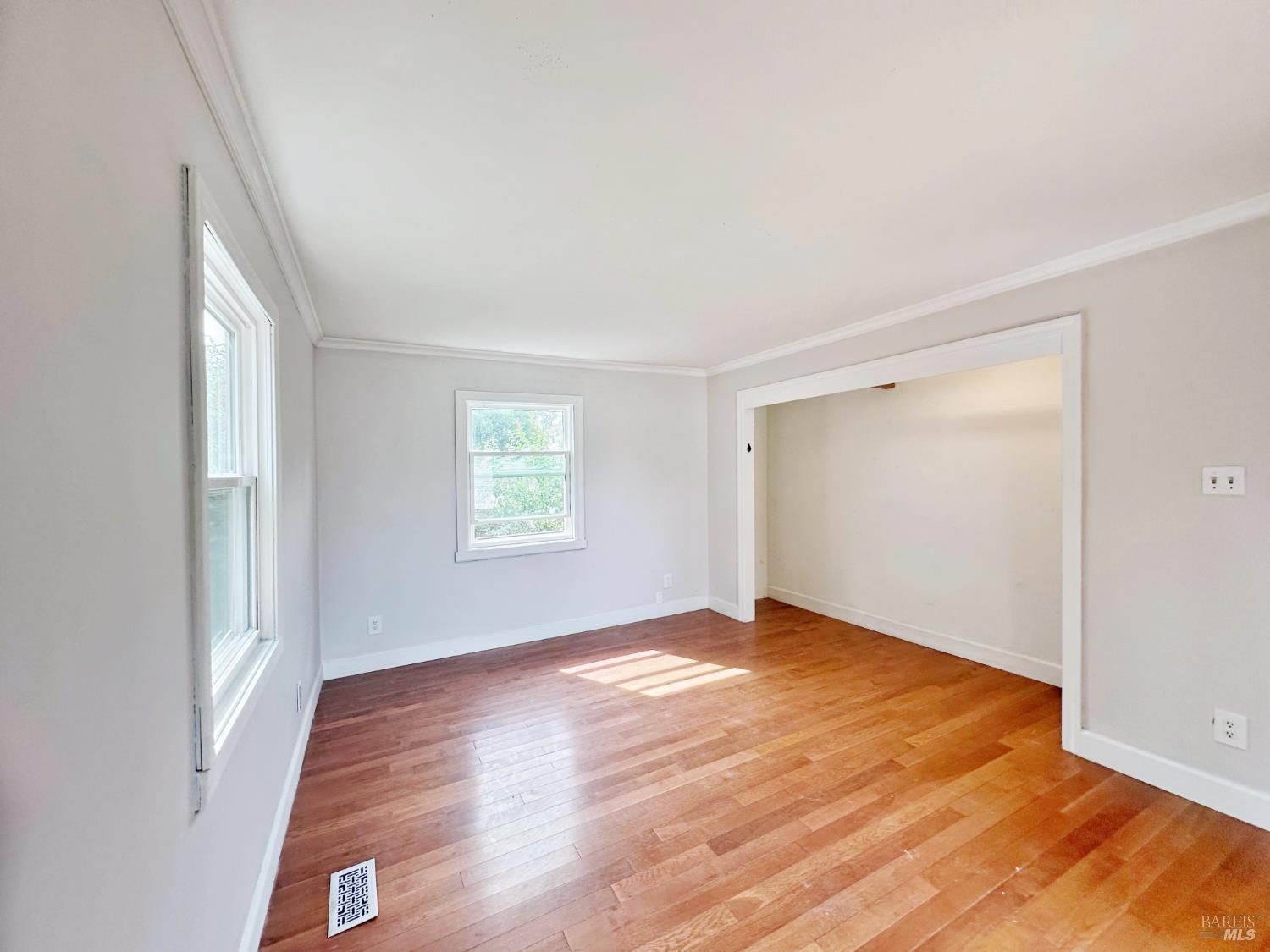 Detail Gallery Image 22 of 44 For 10 Joan Ave, Novato,  CA 94947 - 3 Beds | 1 Baths