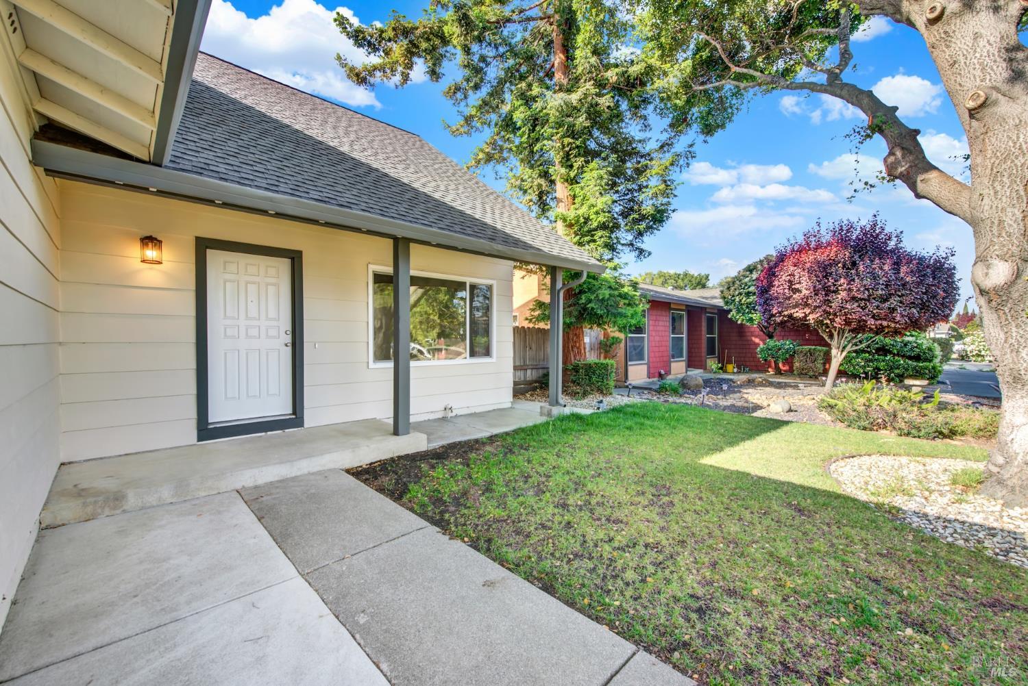 Detail Gallery Image 11 of 71 For 1203 Pintail Dr, Suisun City,  CA 94585 - 4 Beds | 2/1 Baths