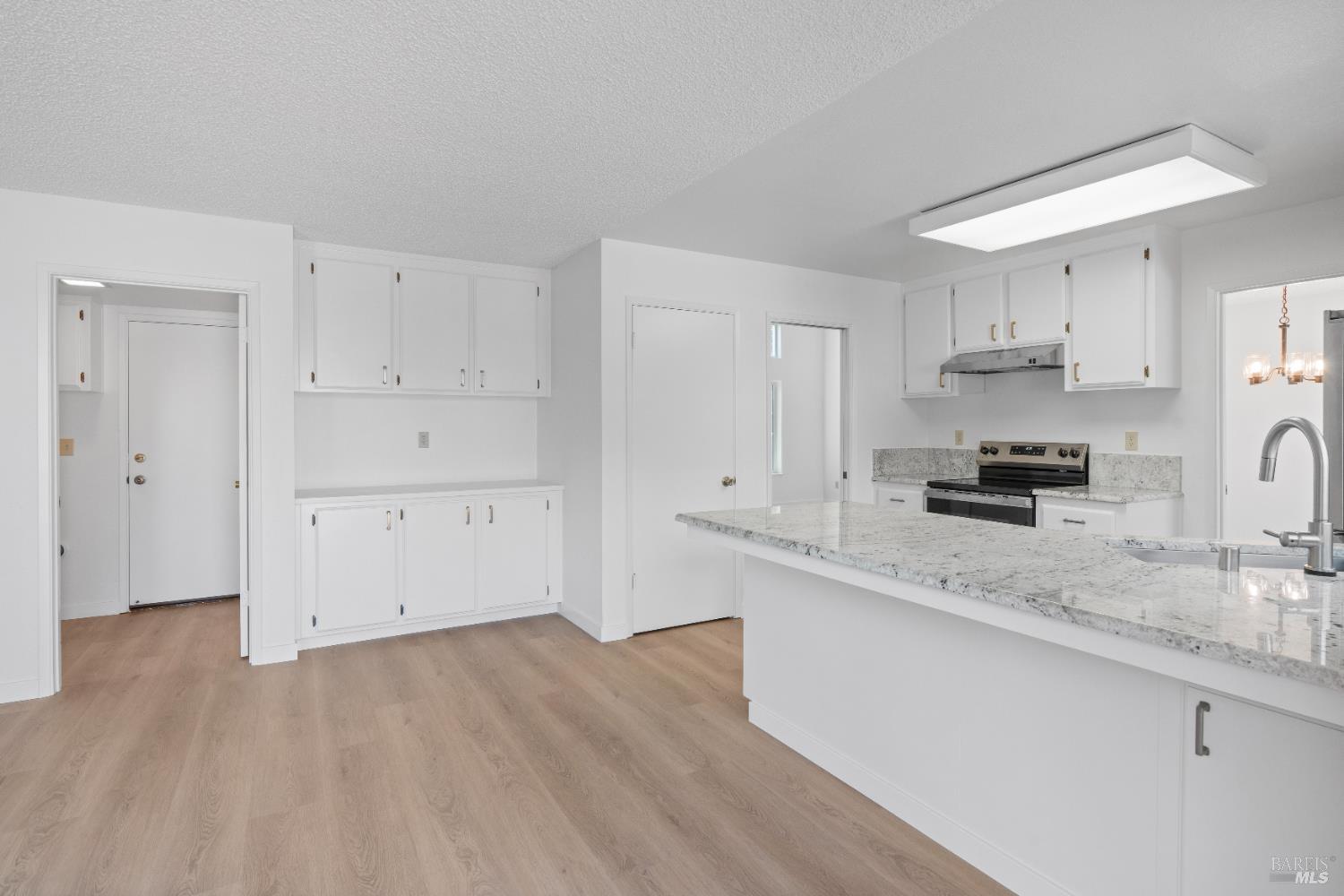 Detail Gallery Image 10 of 37 For 1420 Plumas Dr, Suisun City,  CA 94585 - 4 Beds | 2/1 Baths