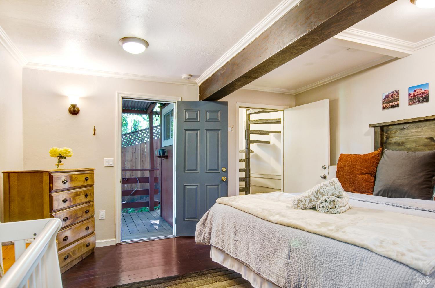 Detail Gallery Image 18 of 39 For 10236 Old River Rd, Forestville,  CA 95436 - 2 Beds | 2 Baths