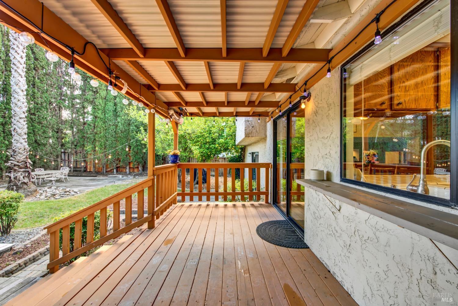 Detail Gallery Image 23 of 25 For 3265 Arroyo Dr, Fairfield,  CA 94533 - 4 Beds | 2/1 Baths
