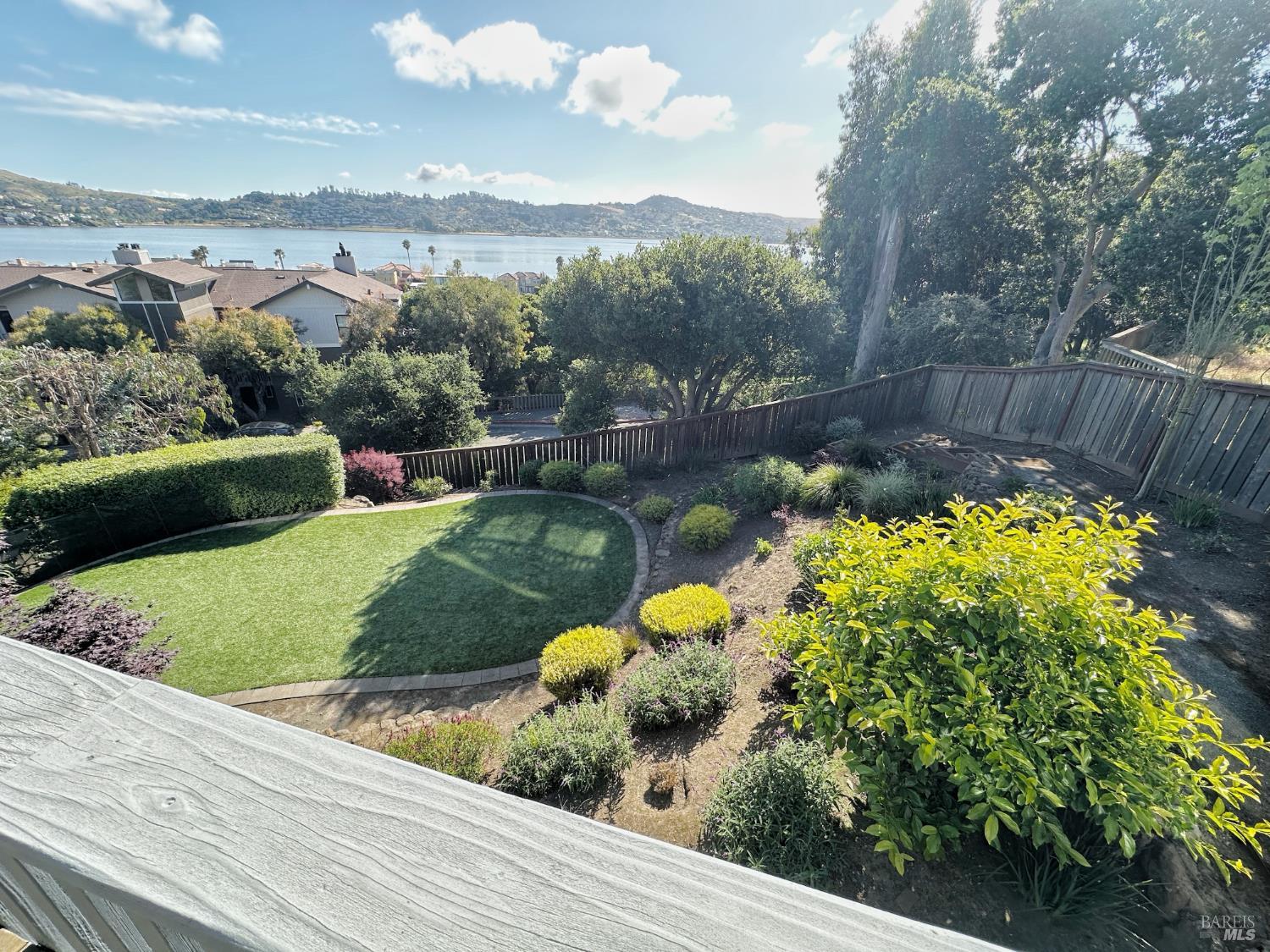 Detail Gallery Image 34 of 84 For 172 Great Circle Dr, Mill Valley,  CA 94941 - 4 Beds | 2/1 Baths