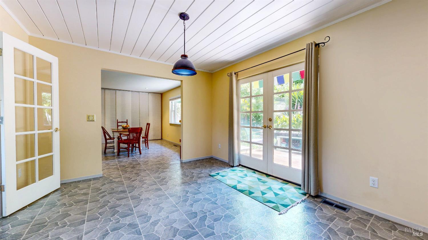 Detail Gallery Image 31 of 76 For 5430 Pepperwood Rd, Santa Rosa,  CA 95409 - 2 Beds | 1 Baths