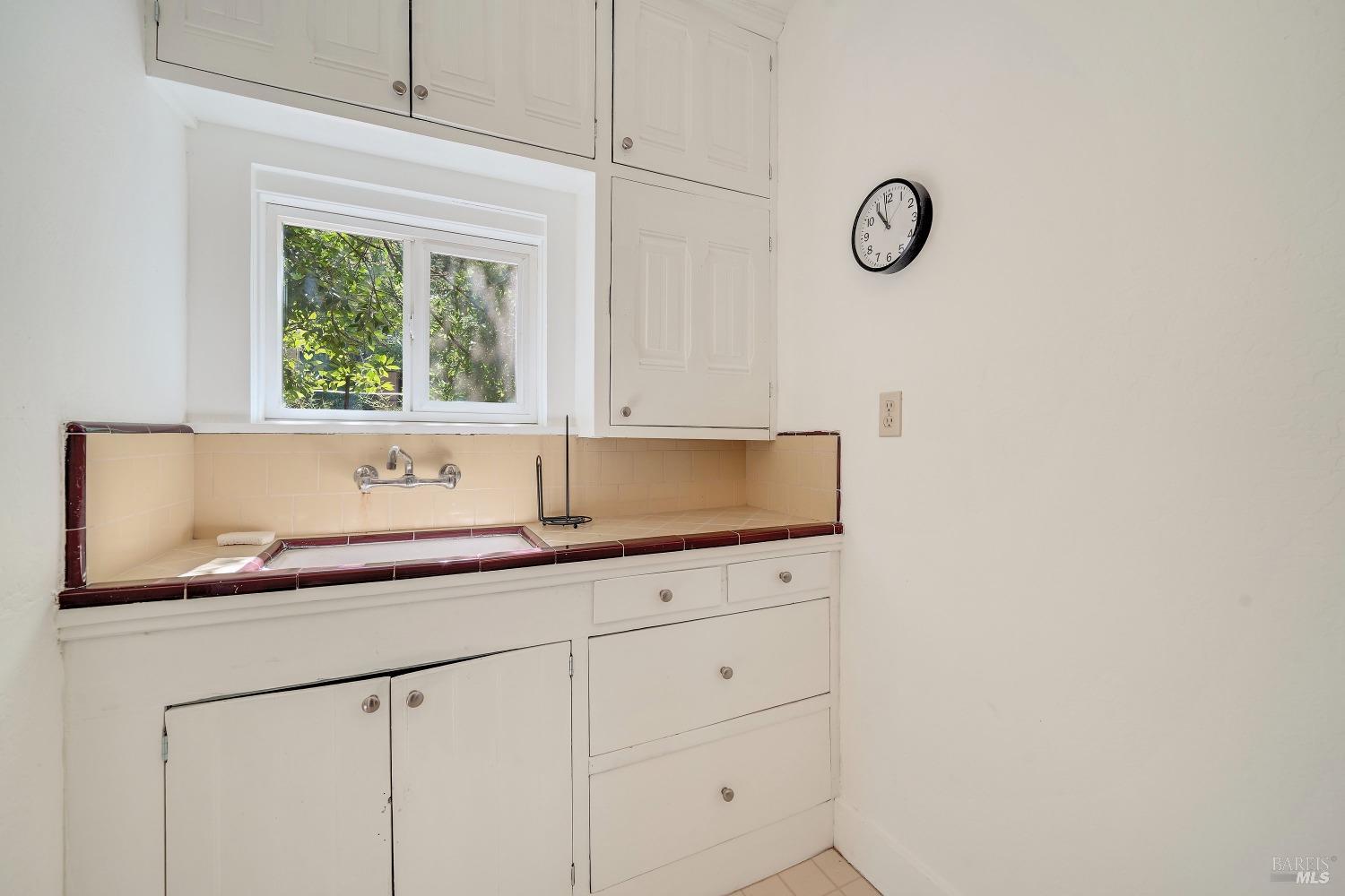 Detail Gallery Image 25 of 53 For 1423 Foothill Blvd, Calistoga,  CA 94515 - 8 Beds | 5 Baths