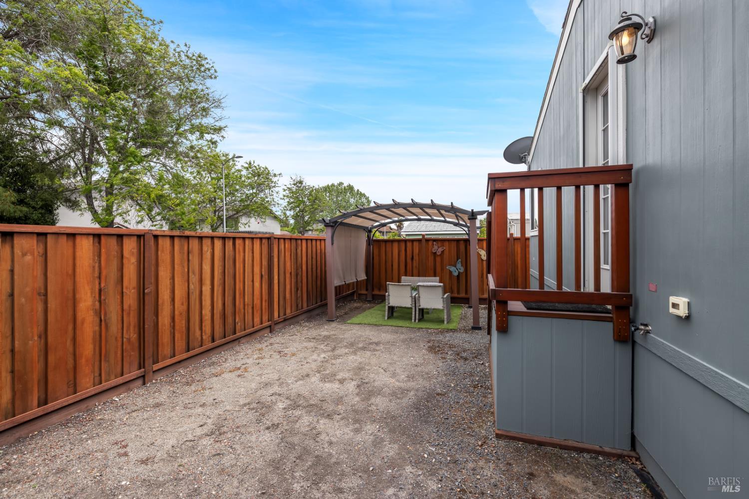 Detail Gallery Image 37 of 51 For 25 Walnut Cir, Rohnert Park,  CA 94928 - 3 Beds | 2 Baths