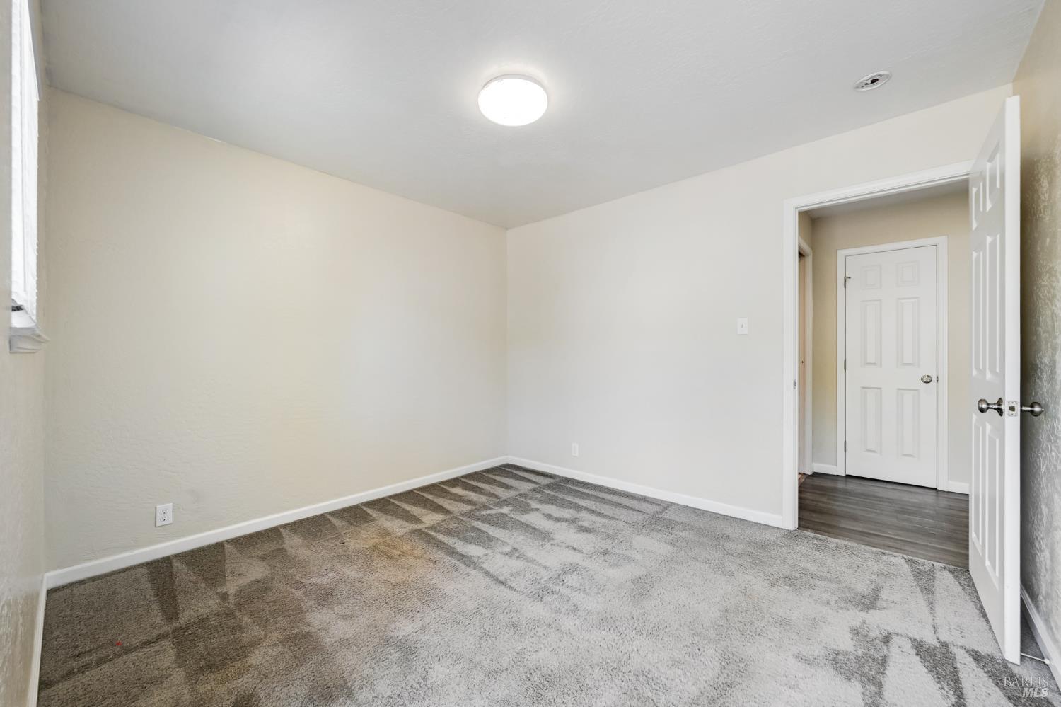 Detail Gallery Image 19 of 30 For 1313 Mcneil Ave, Petaluma,  CA 94954 - 3 Beds | 1 Baths