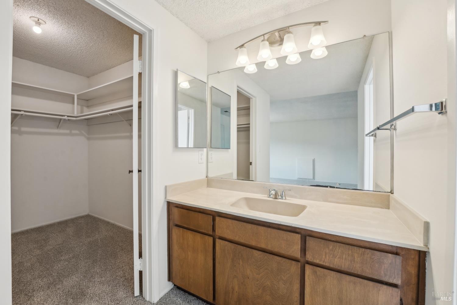 Detail Gallery Image 38 of 45 For 543 Sandy Way, Benicia,  CA 94510 - 4 Beds | 3 Baths