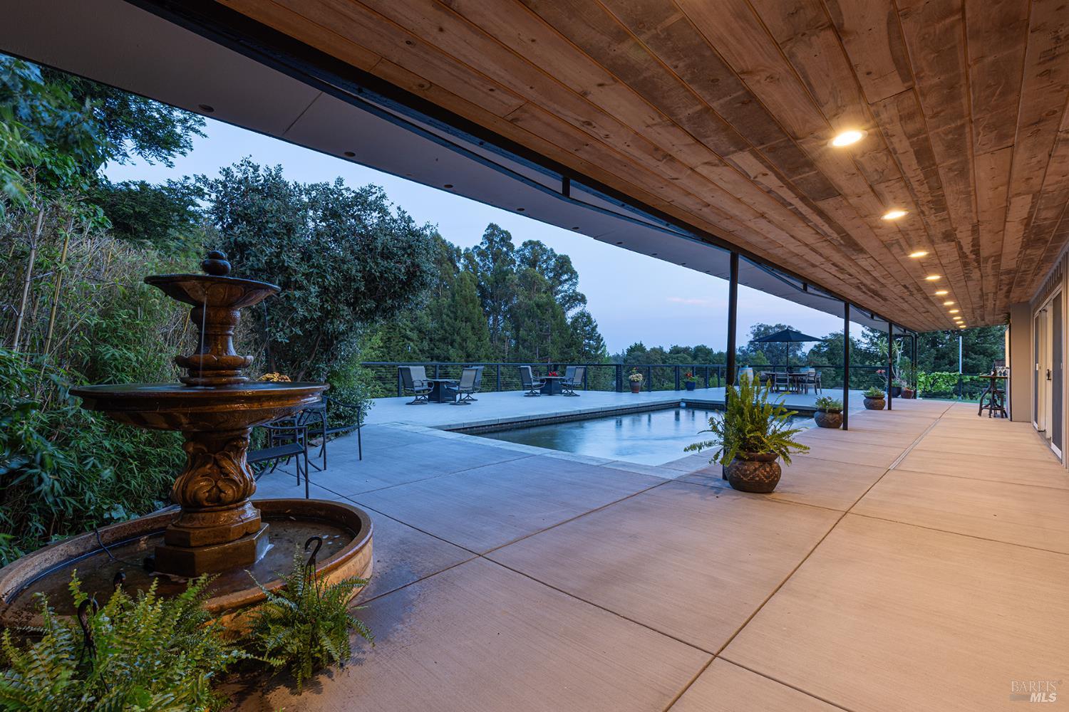 Detail Gallery Image 29 of 64 For 10505 Cherry Ridge Rd, Sebastopol,  CA 95472 - 3 Beds | 3/1 Baths