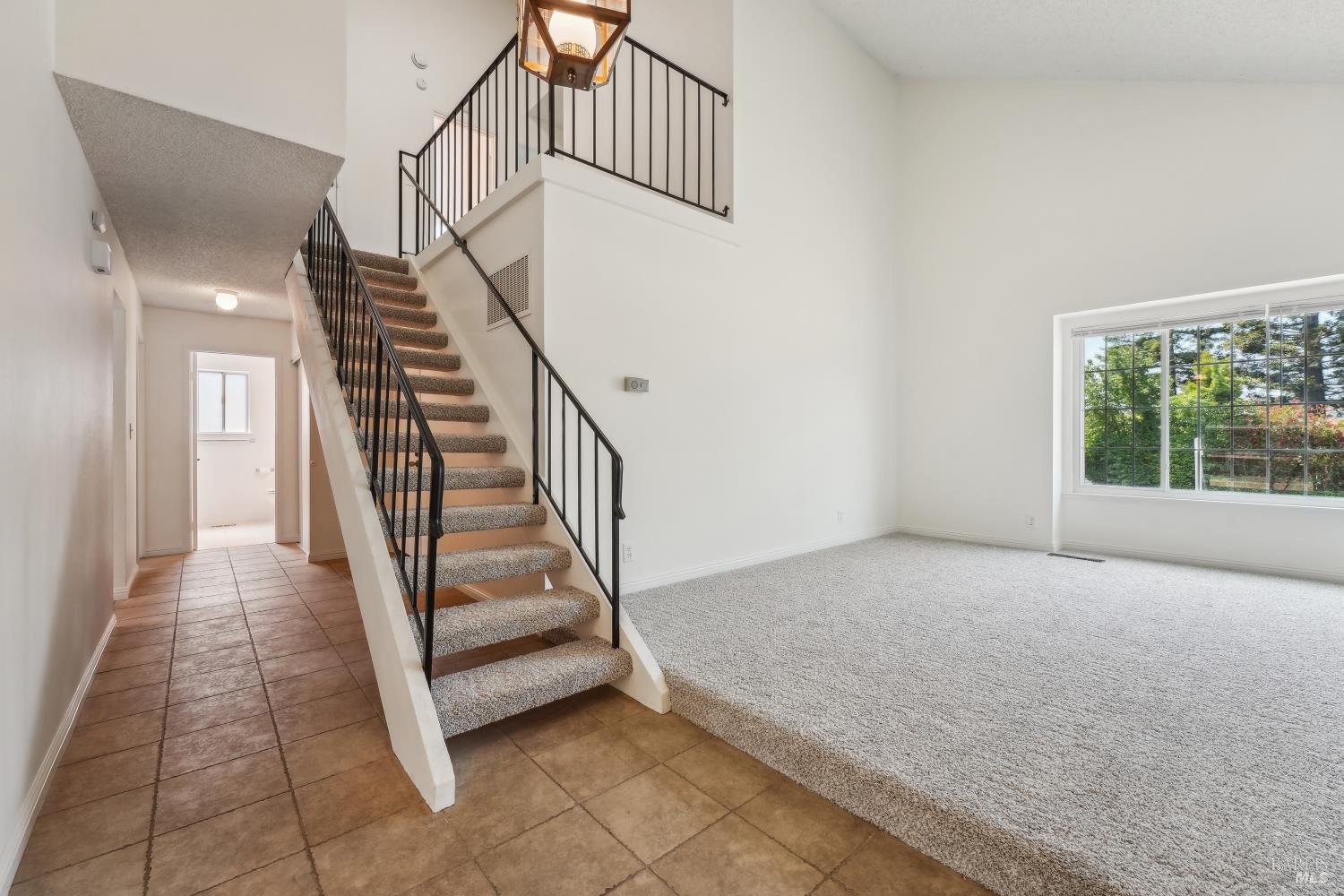 Detail Gallery Image 2 of 45 For 543 Sandy Way, Benicia,  CA 94510 - 4 Beds | 3 Baths