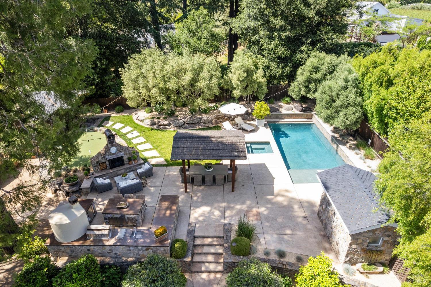 Detail Gallery Image 52 of 71 For 1040 Rose Dr, Napa,  CA 94558 - 5 Beds | 4 Baths