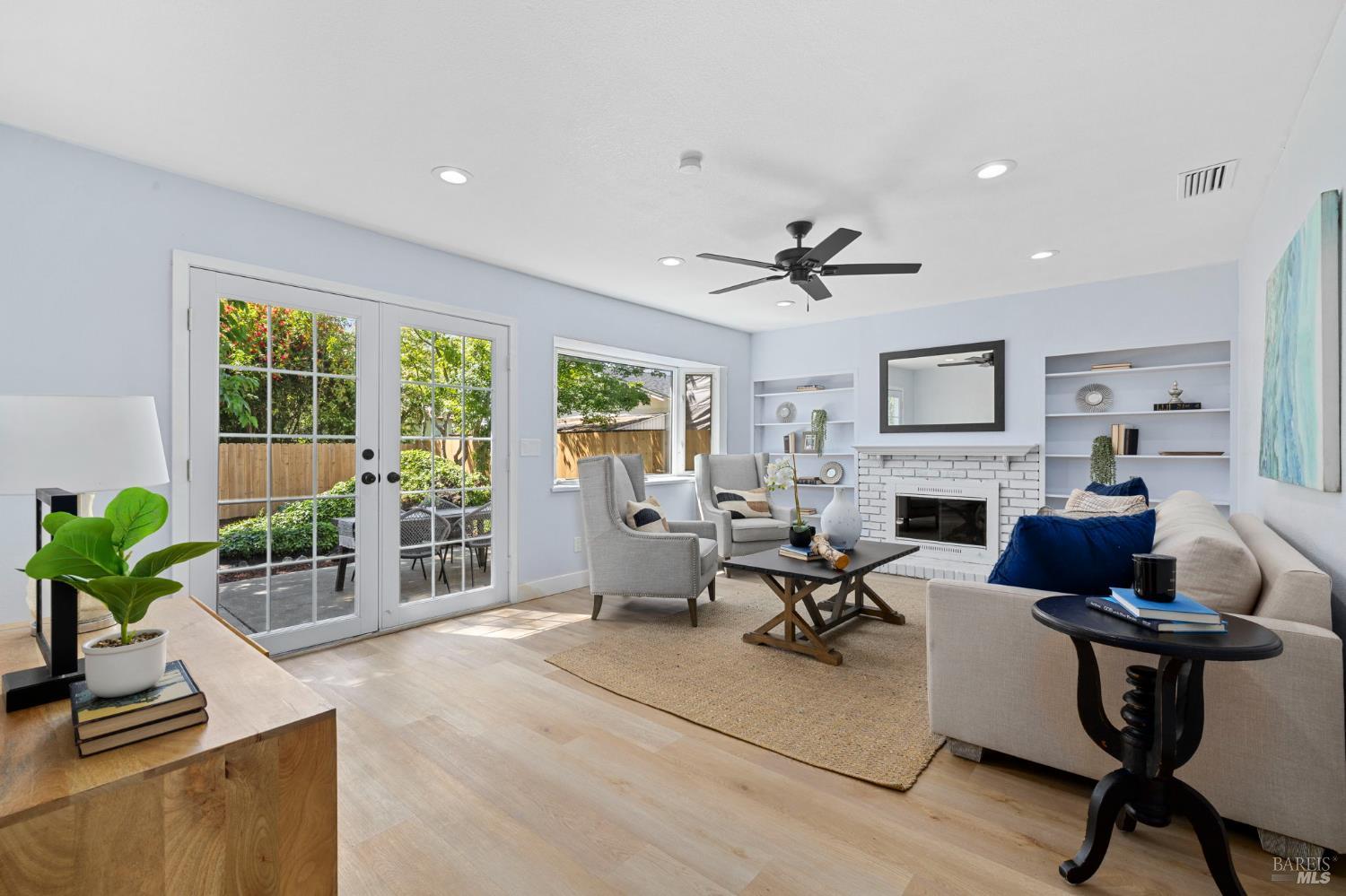 Detail Gallery Image 19 of 47 For 1007 Harold Ln, Healdsburg,  CA 95448 - 4 Beds | 2 Baths