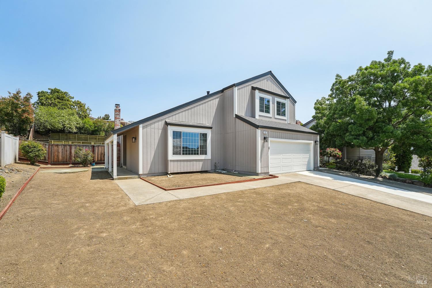 Detail Gallery Image 1 of 45 For 543 Sandy Way, Benicia,  CA 94510 - 4 Beds | 3 Baths