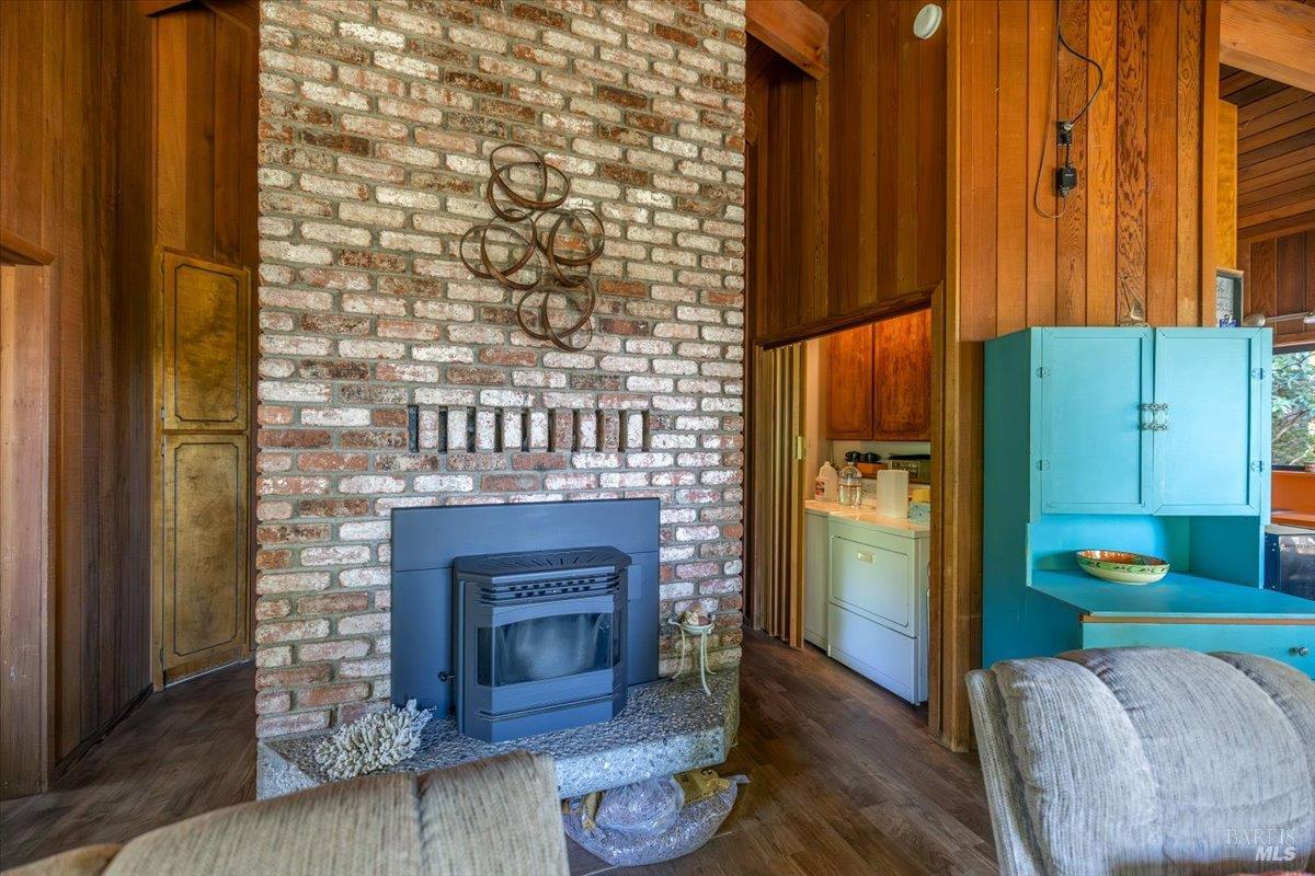 Detail Gallery Image 8 of 42 For 31801 Westwood Dr, Fort Bragg,  CA 95437 - 2 Beds | 1 Baths