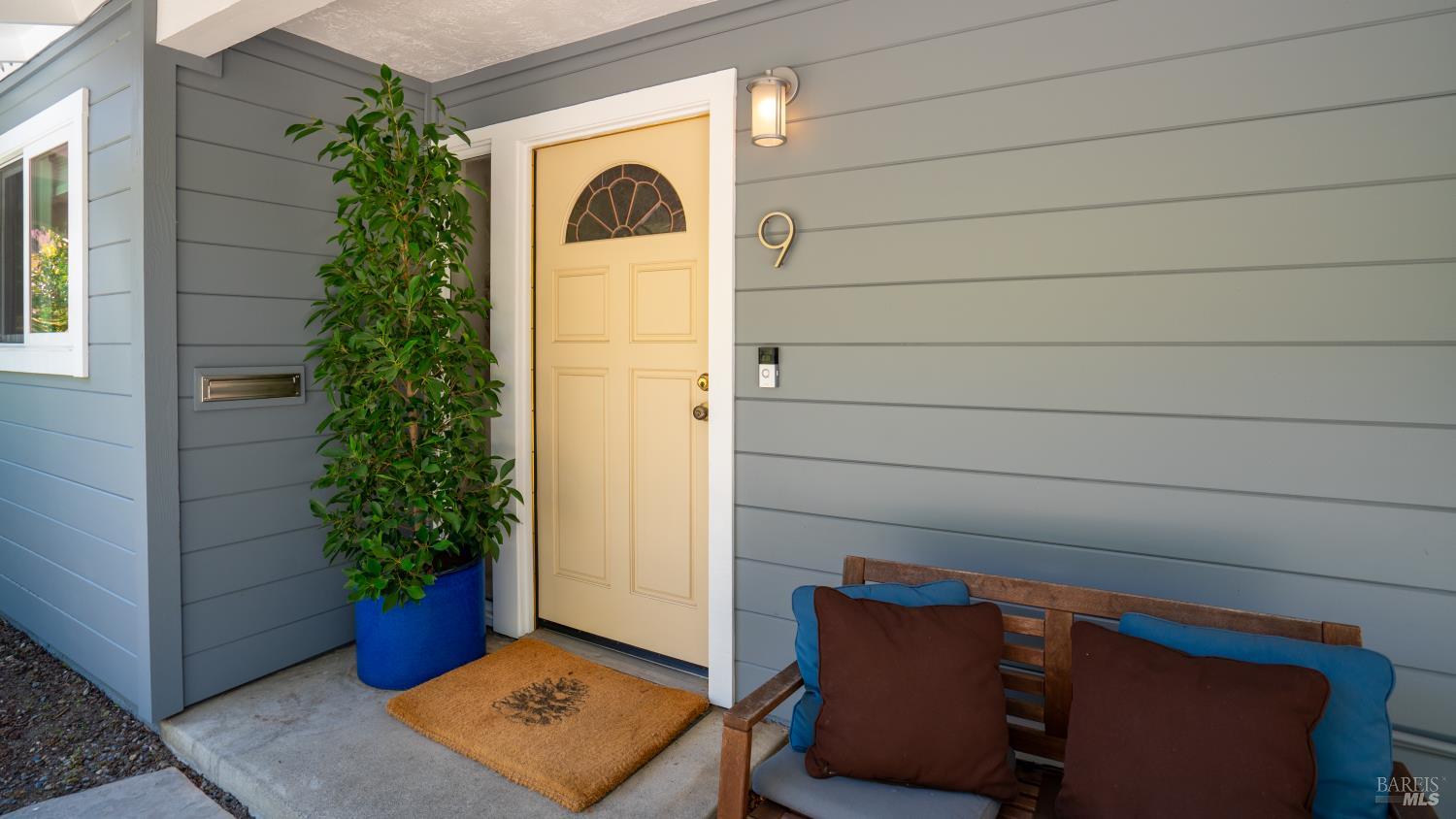 Detail Gallery Image 36 of 39 For 9 Endeavor Cv, Corte Madera,  CA 94925 - 3 Beds | 2/1 Baths