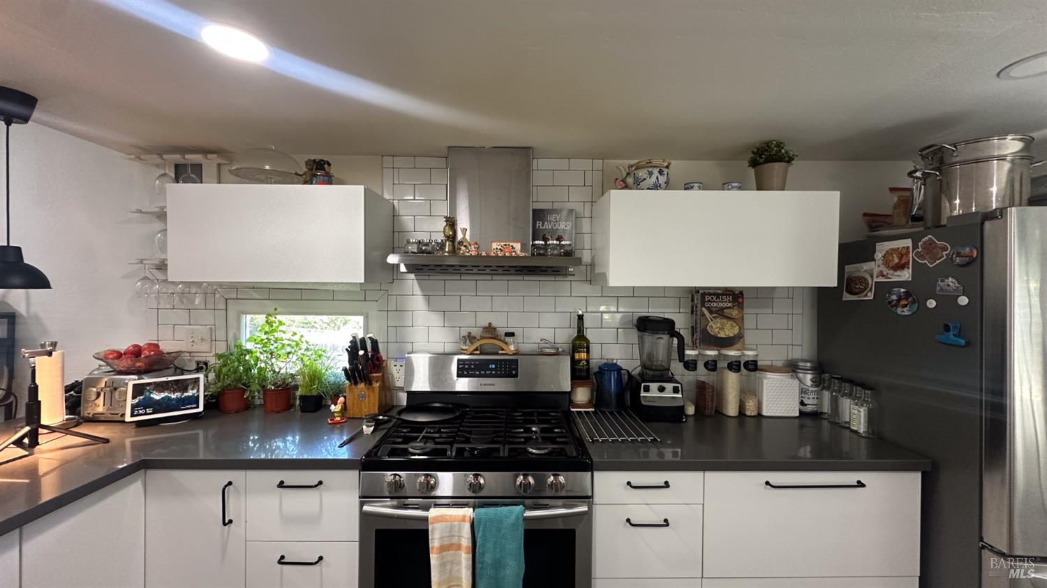 Detail Gallery Image 10 of 34 For 4532 Pine St, Lucerne,  CA 95458 - 2 Beds | 1 Baths