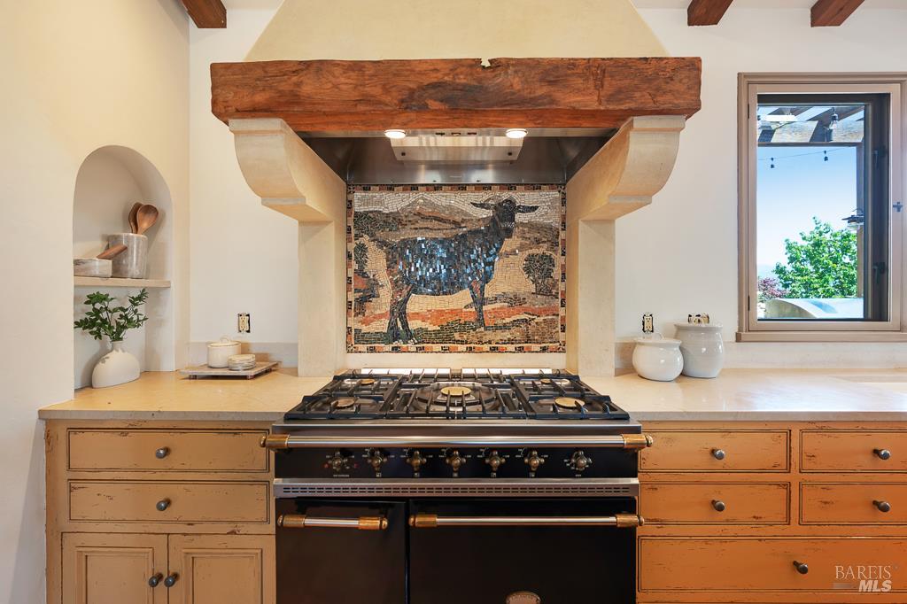 Detail Gallery Image 9 of 62 For Address Is Not Disclosed, Healdsburg,  CA 95448 - 3 Beds | 3/3 Baths