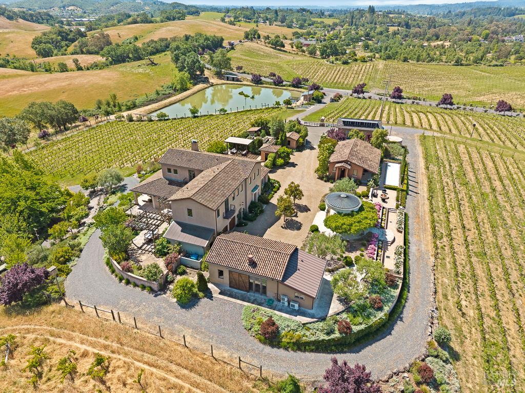 Detail Gallery Image 4 of 62 For Address Is Not Disclosed, Healdsburg,  CA 95448 - 3 Beds | 3/3 Baths