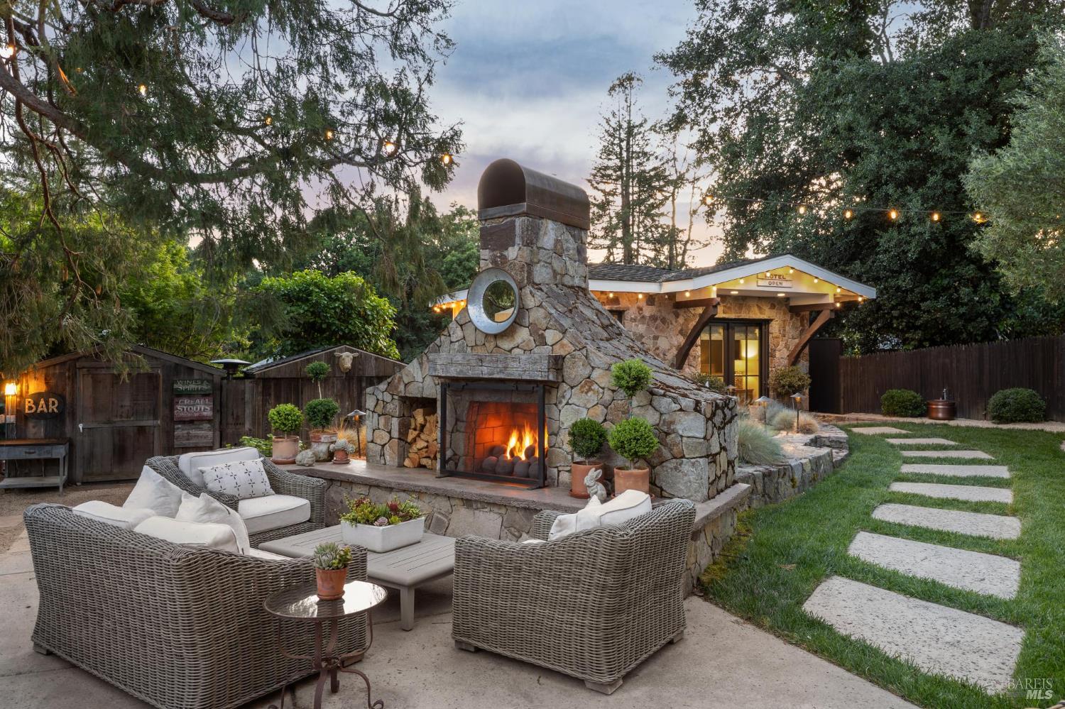 Detail Gallery Image 64 of 71 For 1040 Rose Dr, Napa,  CA 94558 - 5 Beds | 4 Baths