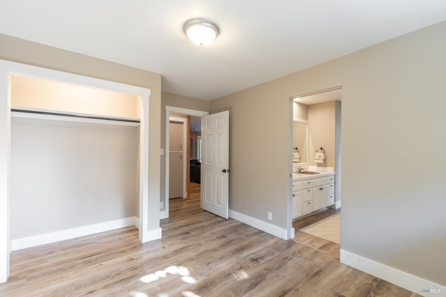 Detail Gallery Image 34 of 64 For 10505 Cherry Ridge Rd, Sebastopol,  CA 95472 - 3 Beds | 3/1 Baths