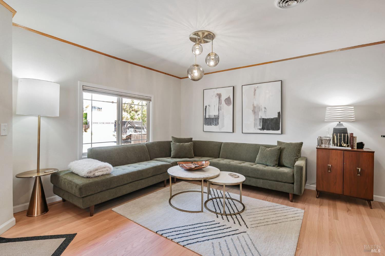Detail Gallery Image 3 of 47 For 836 Wilmac Ave, Novato,  CA 94947 - 3 Beds | 1/1 Baths