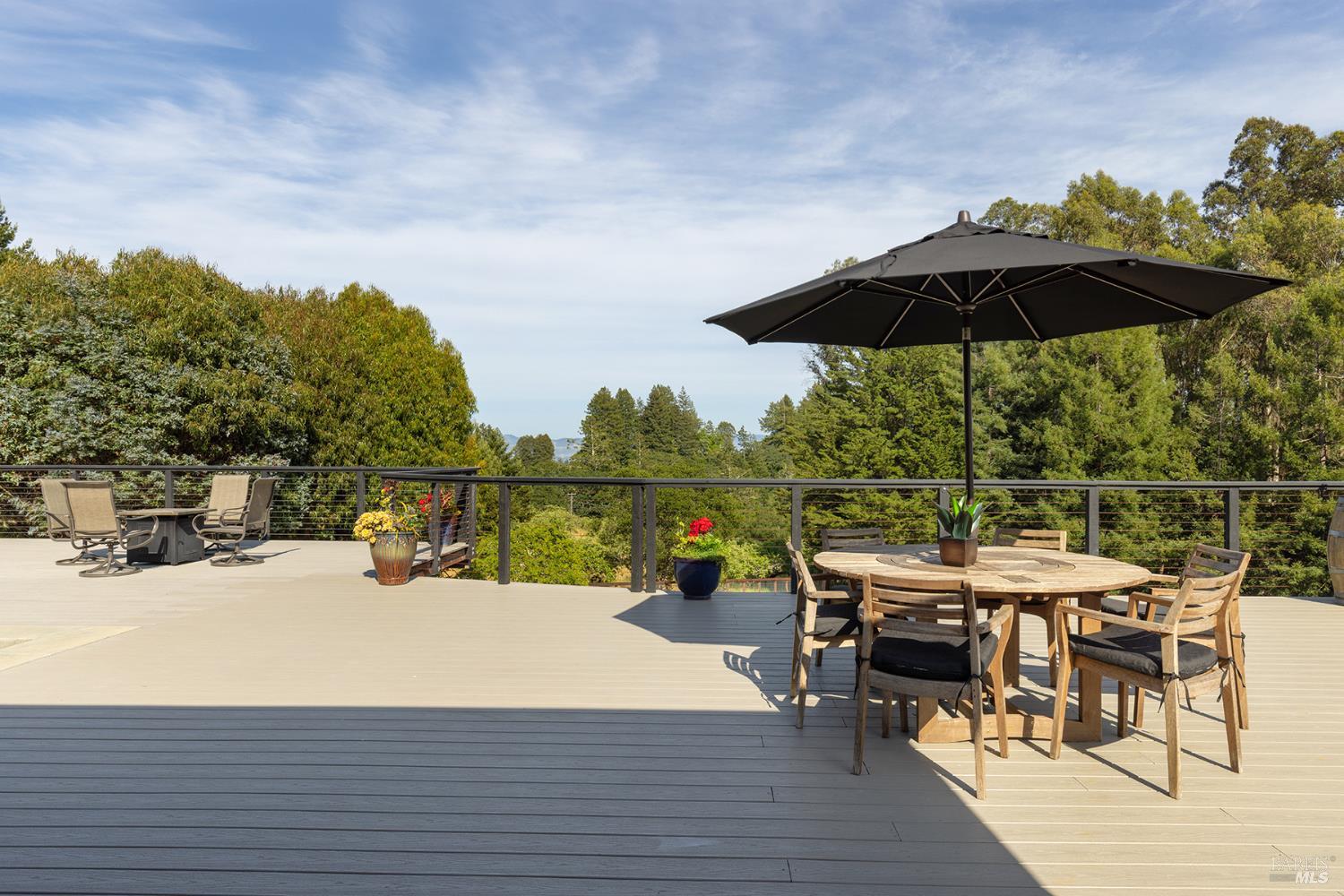 Detail Gallery Image 25 of 64 For 10505 Cherry Ridge Rd, Sebastopol,  CA 95472 - 3 Beds | 3/1 Baths