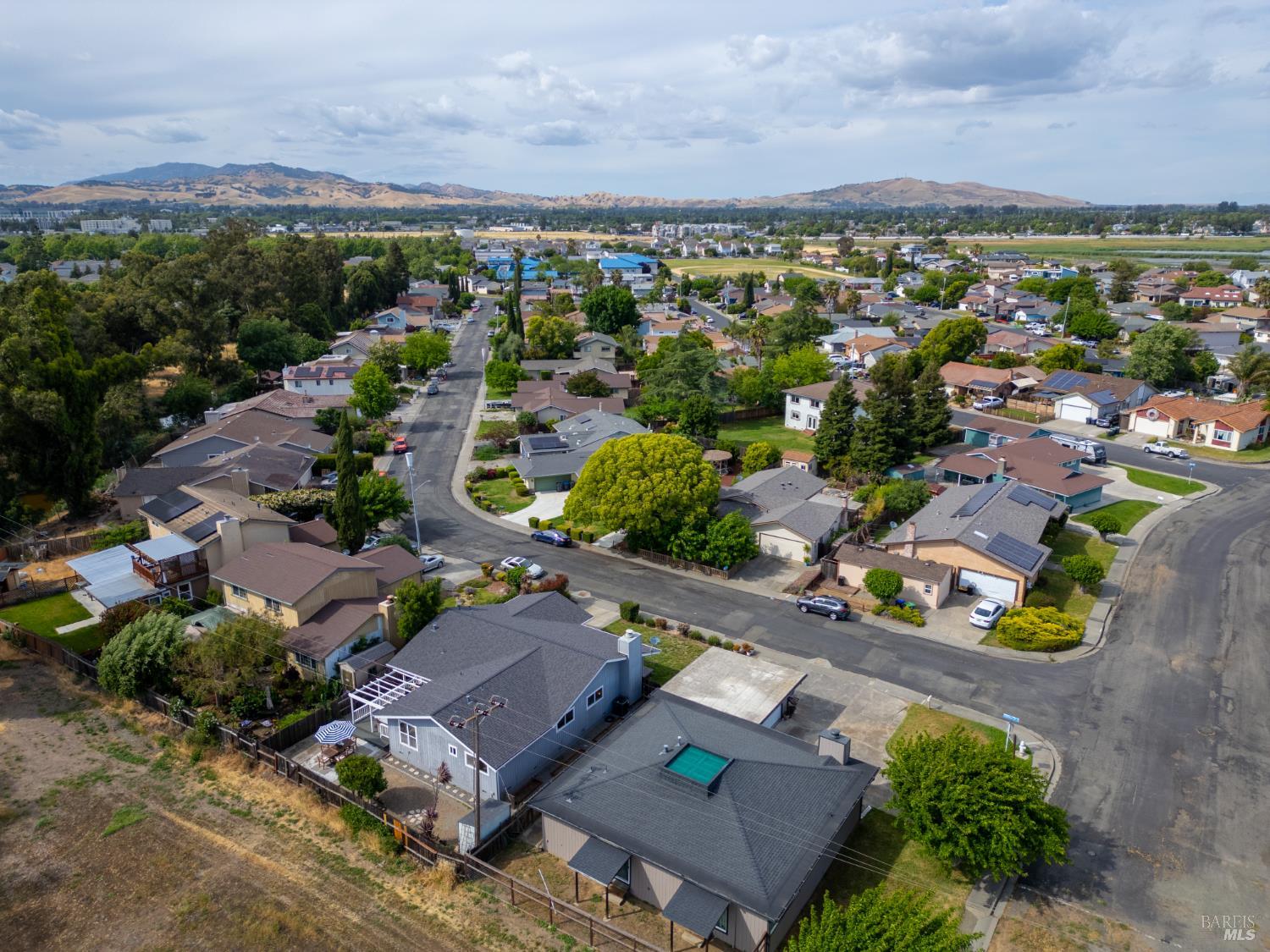Detail Gallery Image 33 of 43 For 733 Whispering Bay Ln, Suisun City,  CA 94585 - 4 Beds | 2 Baths