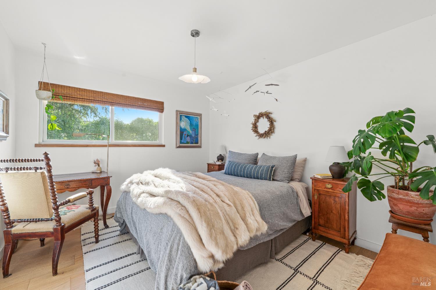 Detail Gallery Image 22 of 30 For 21800 River Rd, Geyserville,  CA 95441 - 3 Beds | 2 Baths