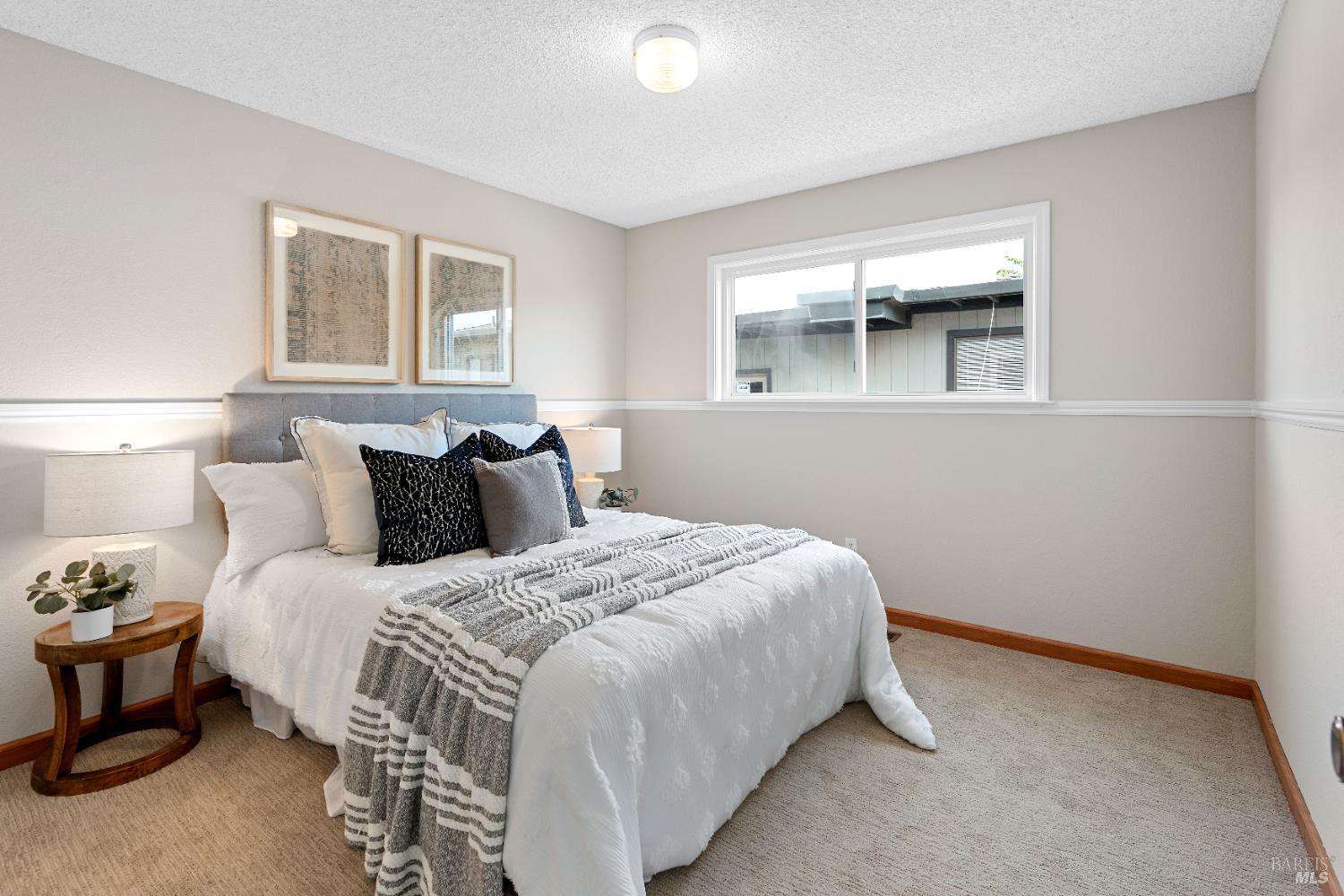 Detail Gallery Image 16 of 43 For 733 Whispering Bay Ln, Suisun City,  CA 94585 - 4 Beds | 2 Baths