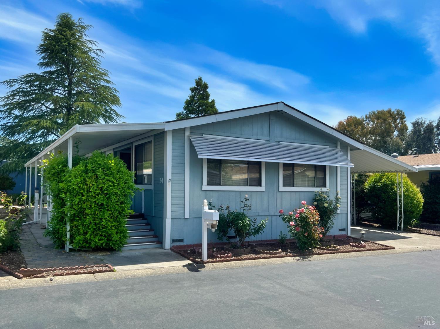 Detail Gallery Image 1 of 28 For 24 Blanco Pl, Ukiah,  CA 95482 - 2 Beds | 2 Baths