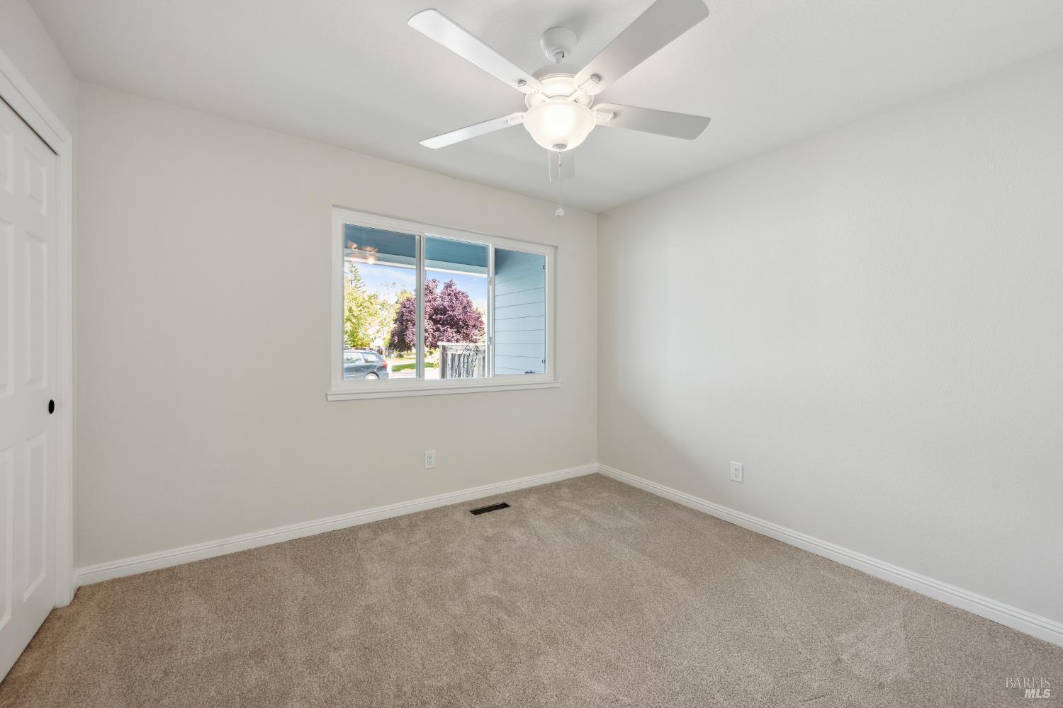 Detail Gallery Image 22 of 31 For 9522 Lakewood Dr, Windsor,  CA 95492 - 2 Beds | 2 Baths