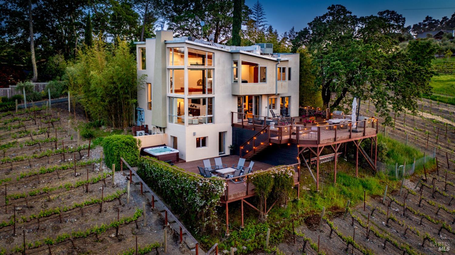 Detail Gallery Image 1 of 69 For 4982 W Soda Rock Ln, Healdsburg,  CA 95448 - 4 Beds | 3/1 Baths