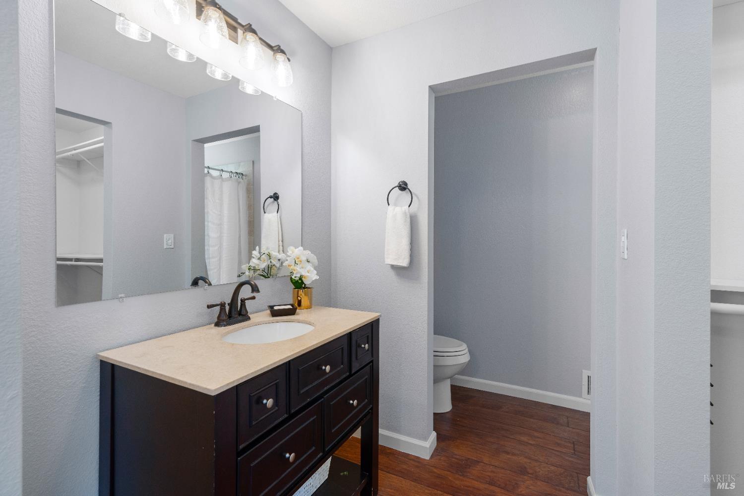 Detail Gallery Image 25 of 43 For 733 Whispering Bay Ln, Suisun City,  CA 94585 - 4 Beds | 2 Baths