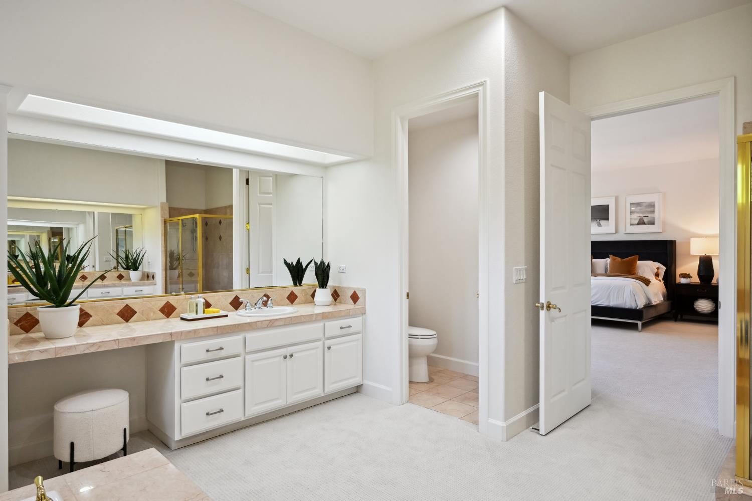 Detail Gallery Image 49 of 65 For 110 Monterey Dr, Tiburon,  CA 94920 - 5 Beds | 4/1 Baths