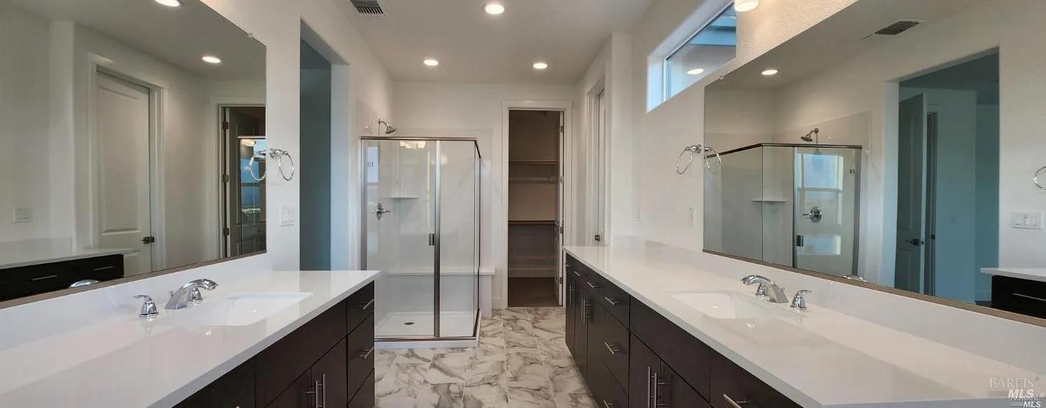 Detail Gallery Image 16 of 43 For 2373 Waterside Dr, Fairfield,  CA 94533 - 4 Beds | 3 Baths