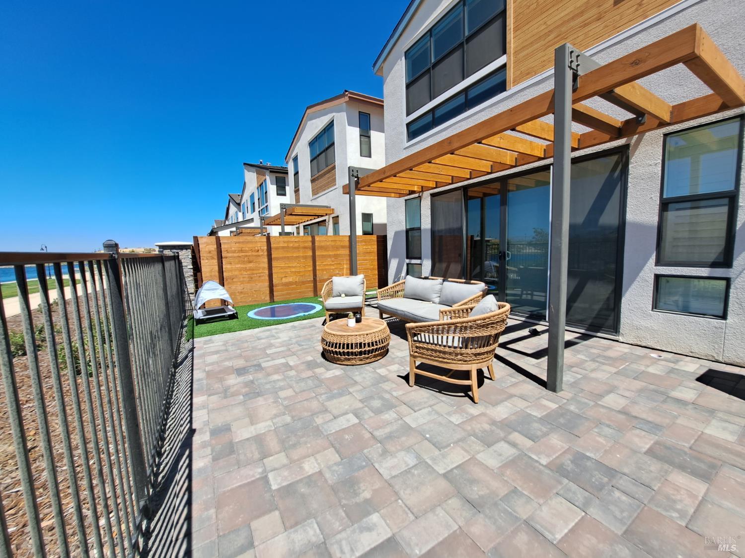 Detail Gallery Image 28 of 43 For 2373 Waterside Dr, Fairfield,  CA 94533 - 4 Beds | 3 Baths