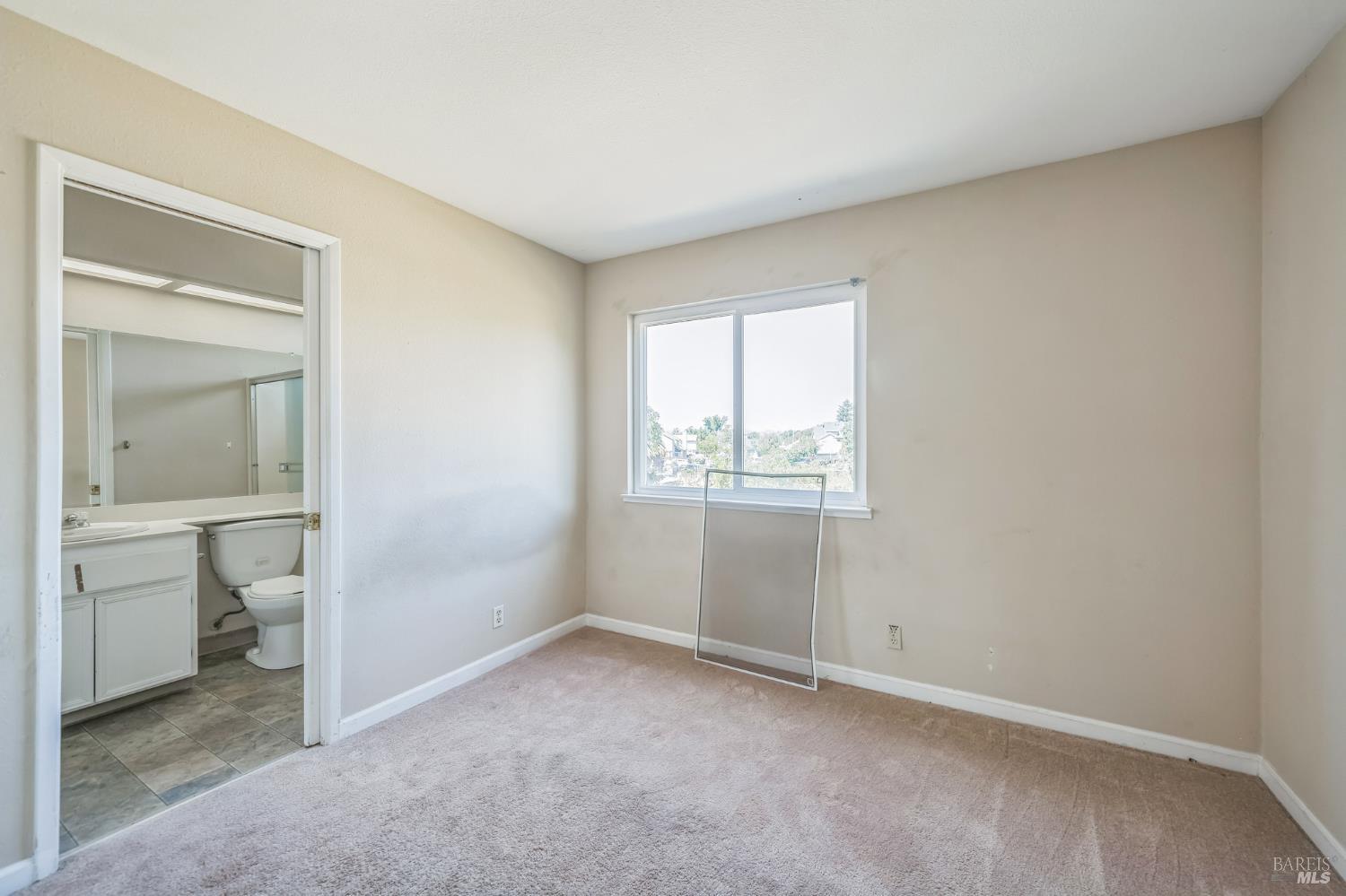 Sunset Court, Fairfield, California image 21